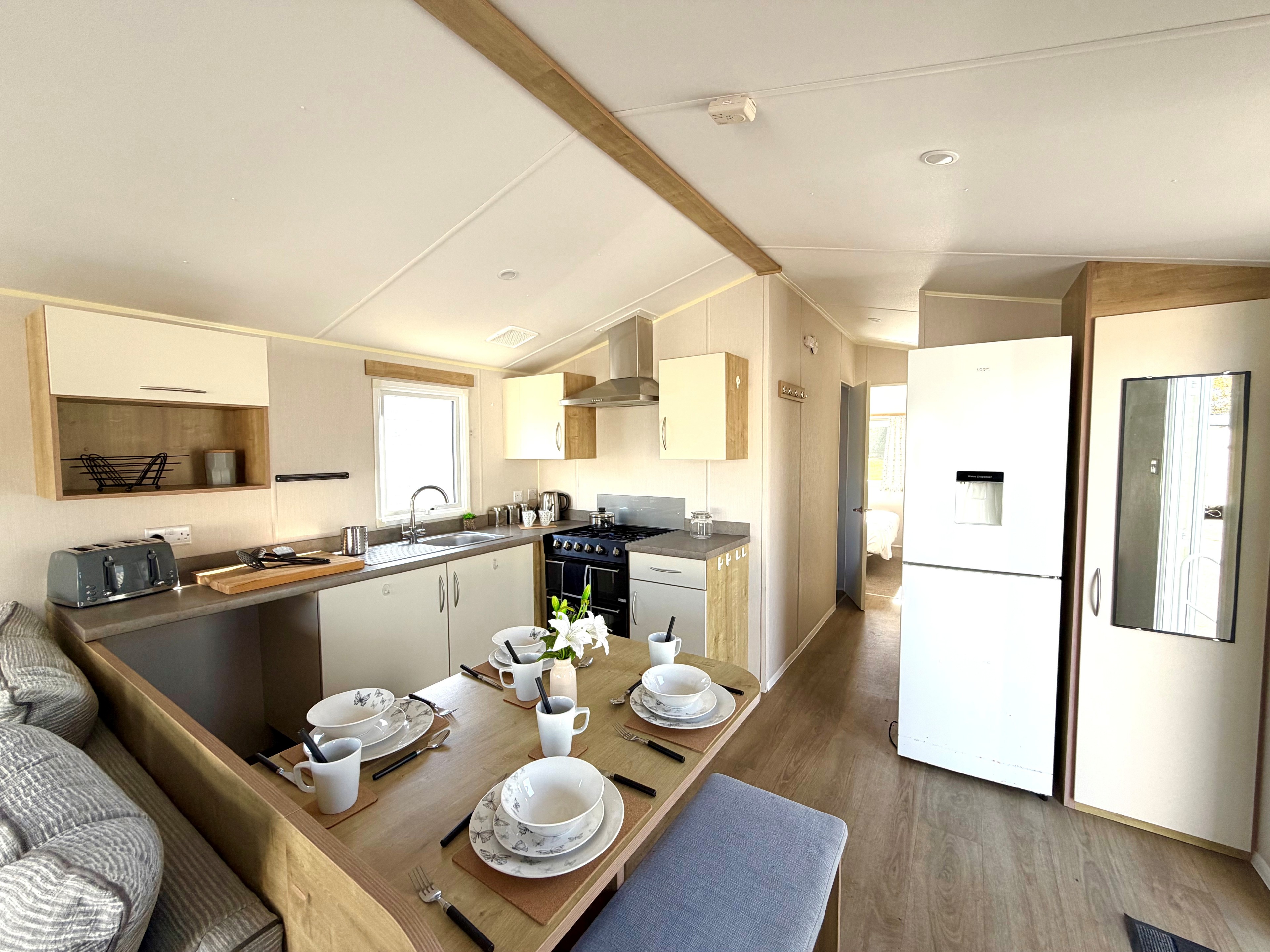 Willerby-Grasmere-2019-CAR0059196-150729954.jpeg