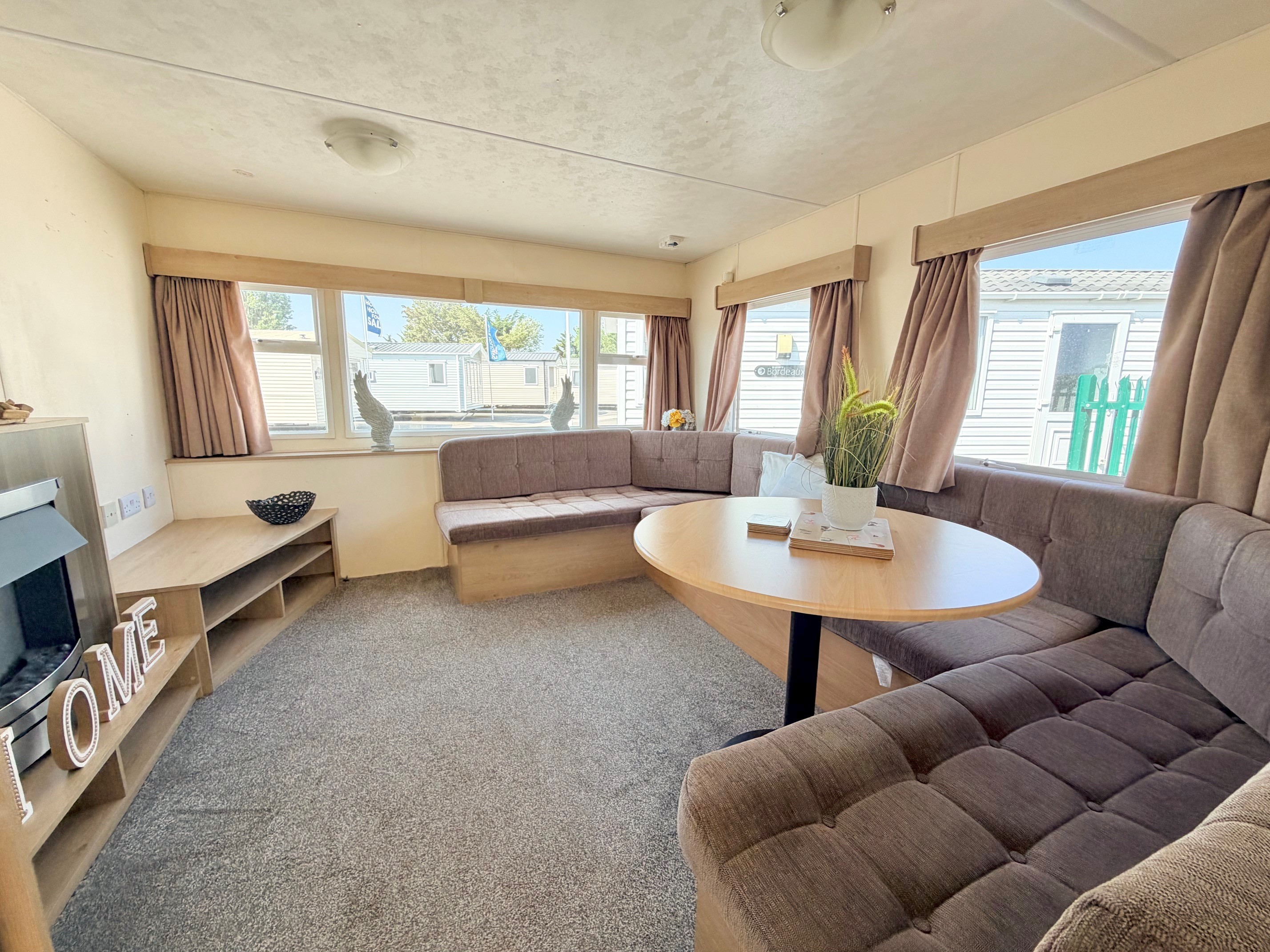 Delta Summer 2012 (Static Caravan) Accommodation in Maldon