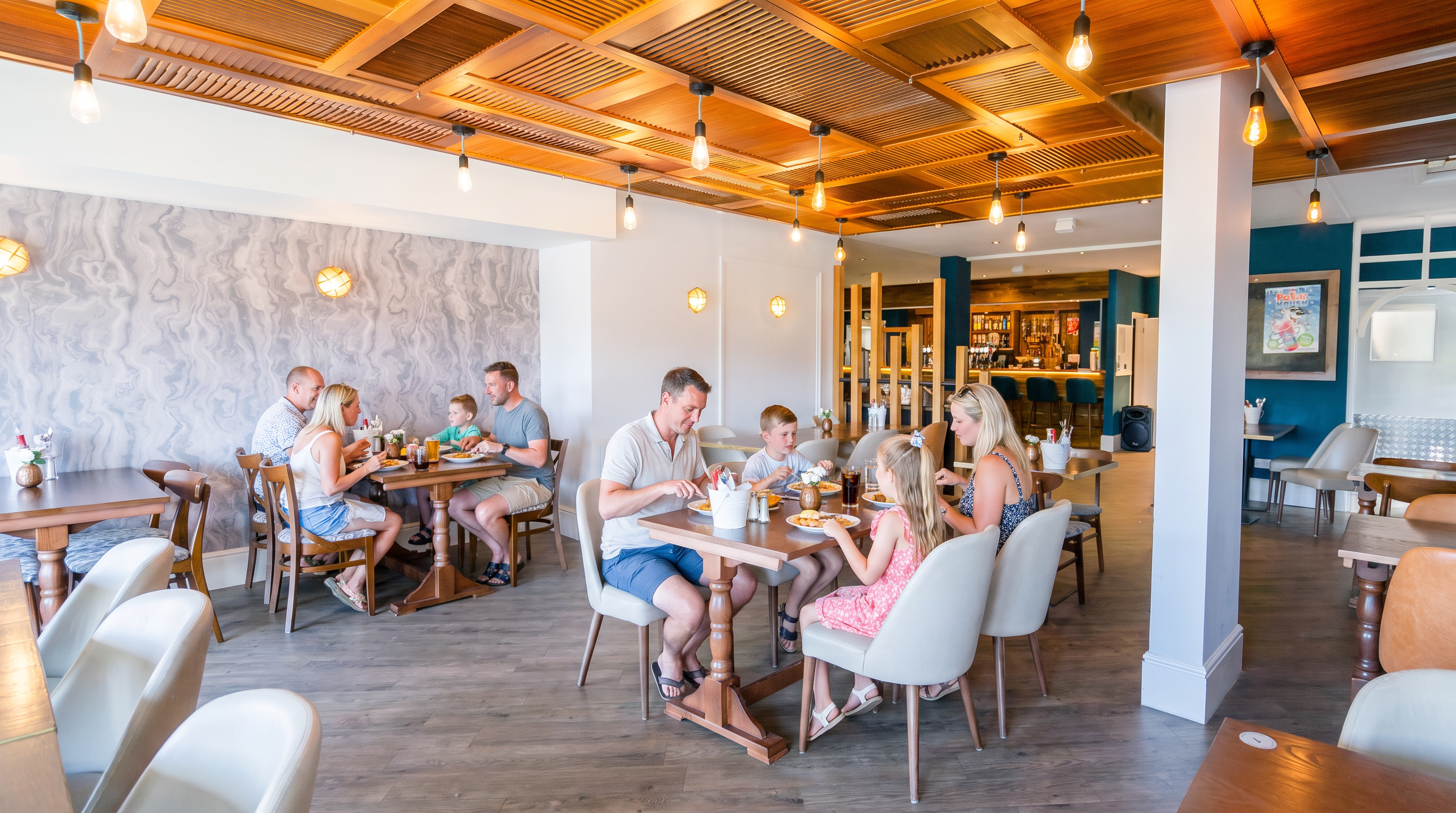 Restaurant & bar