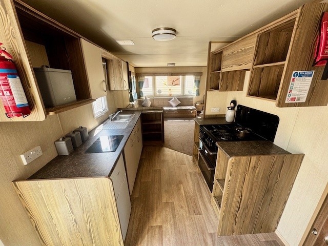 ABI-New-Horizon-2015-CAR0064479-115378760.JPEG