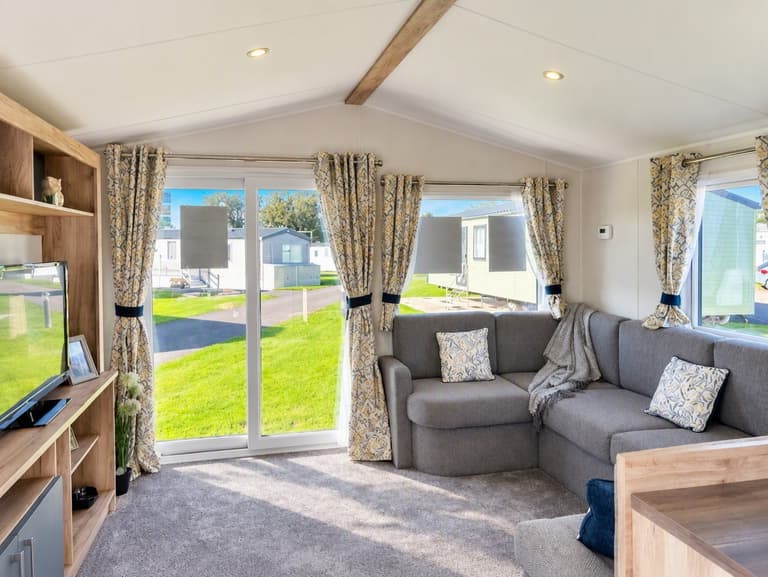Willerby-Jevington-2027-CAR0065575-151771130.jpeg