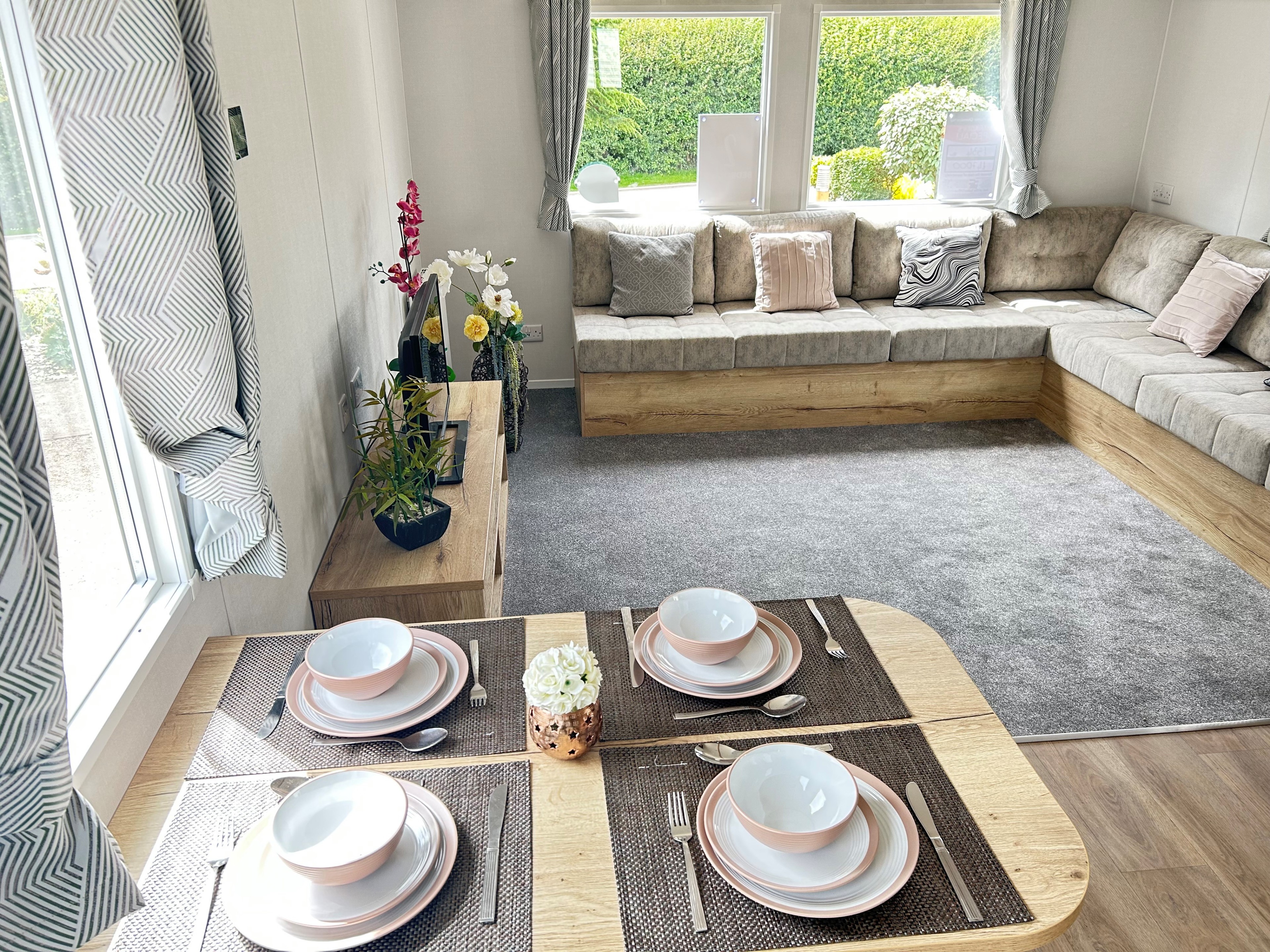 Photo of Willerby Midhurst 2024 (Static Caravan)