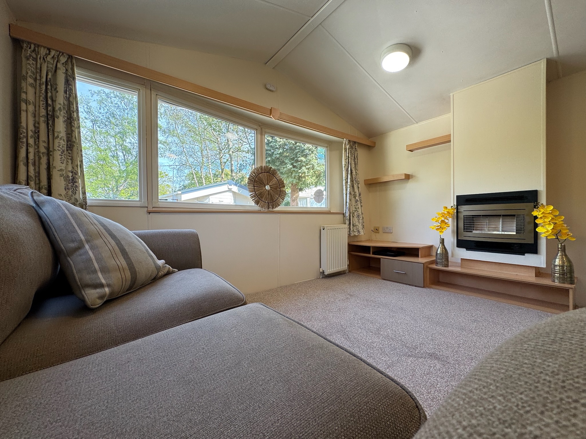 Photo of ABI Eminence 2017 (Static Caravan)