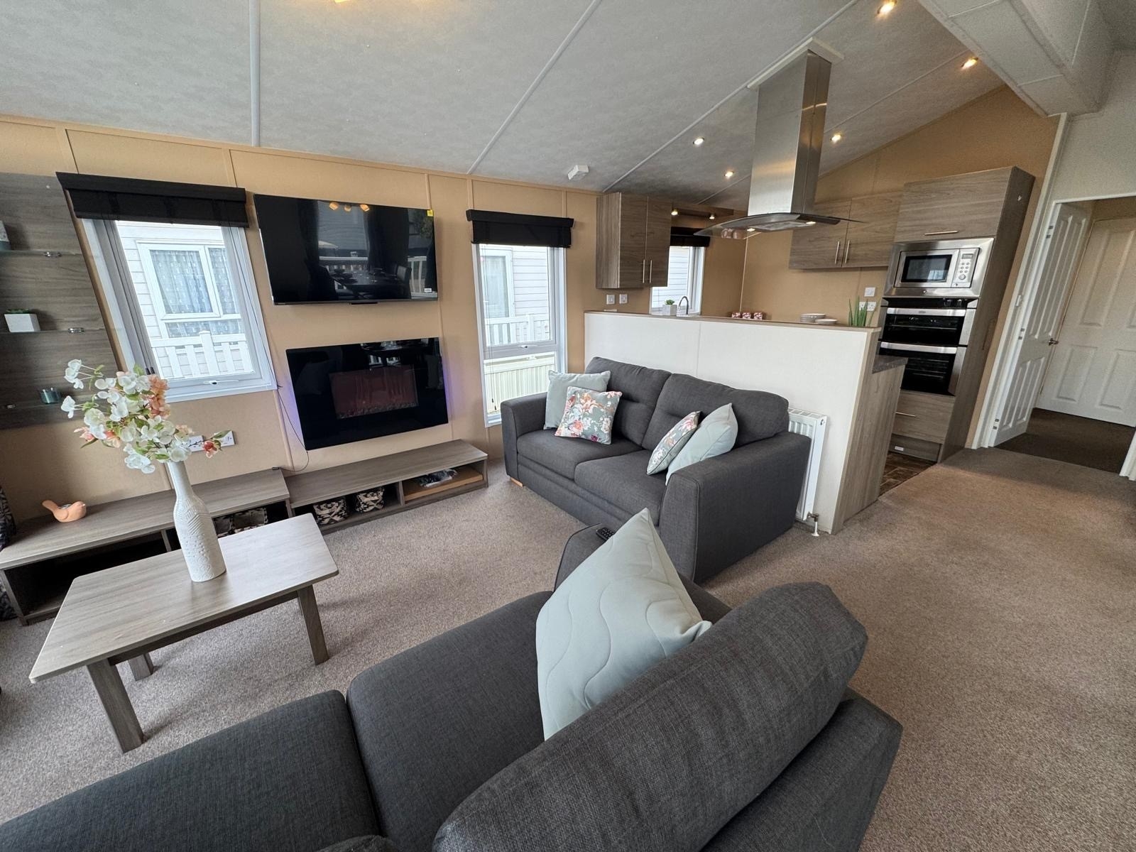 Photo of Delta Desire 2014 (Luxury Lodge)