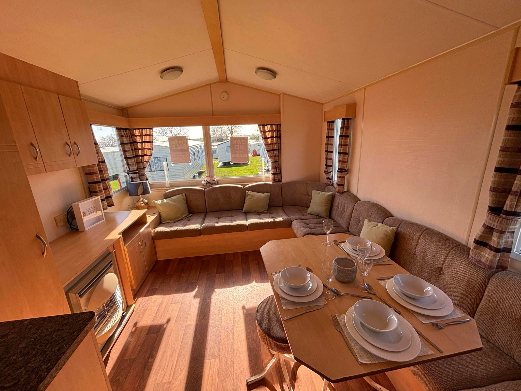 Willerby Summer 2010 (Static Caravan) Accommodation in Tunstall