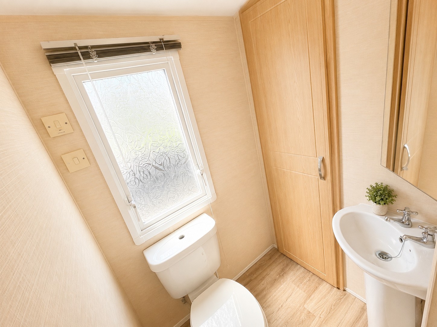 Photo of Willerby Granada 2010 (Static Caravan)