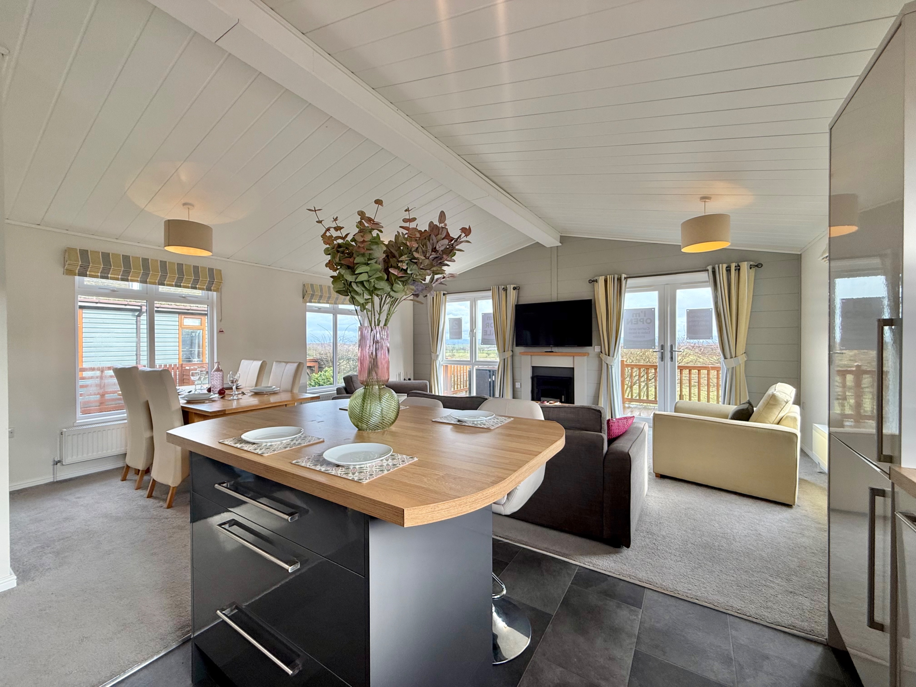 Photo of Prestige Buckland Lodge 2018 (Luxury Lodge)