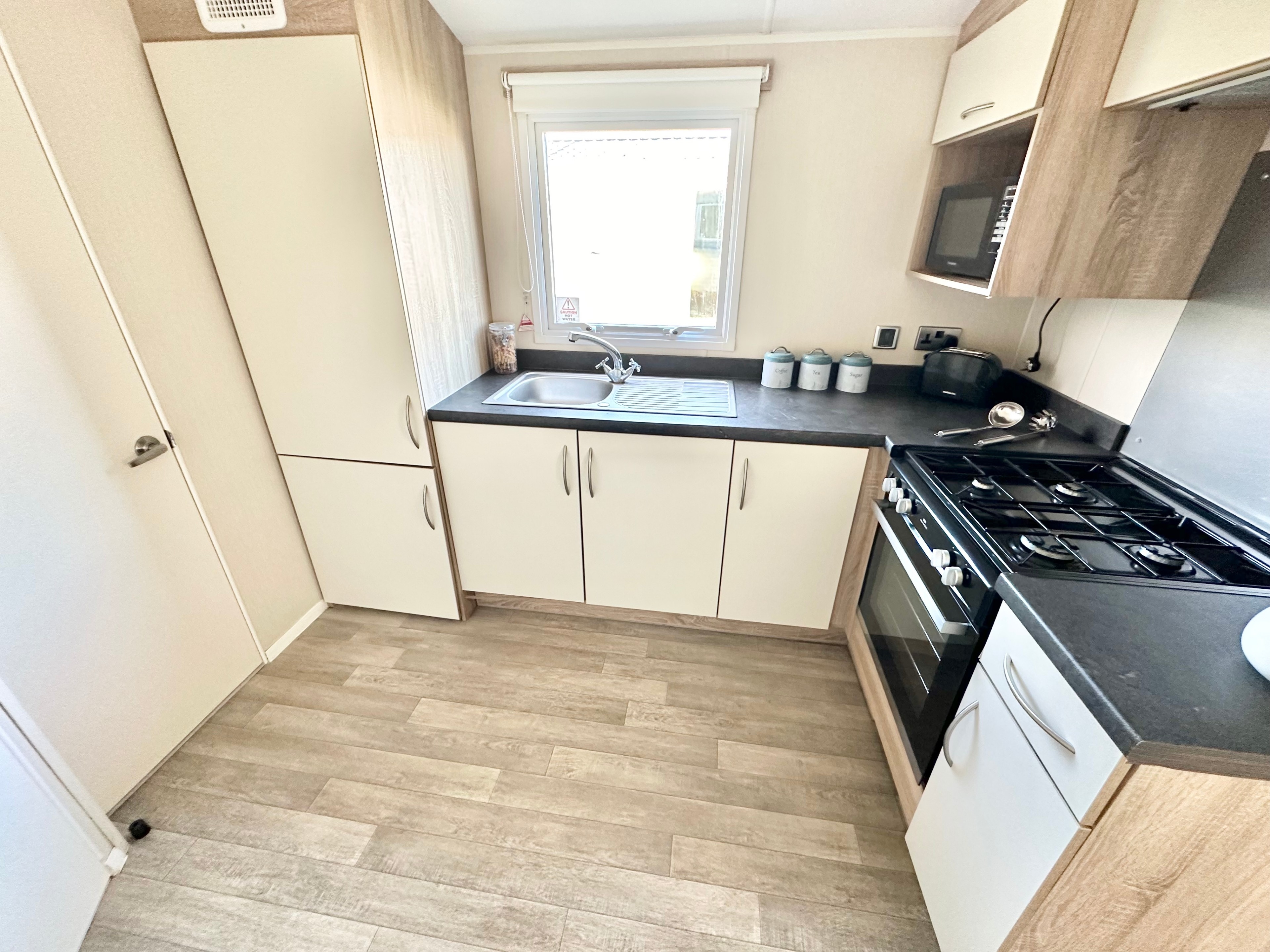 Willerby-Lymington-2018-CAR0061331-98288969.JPEG
