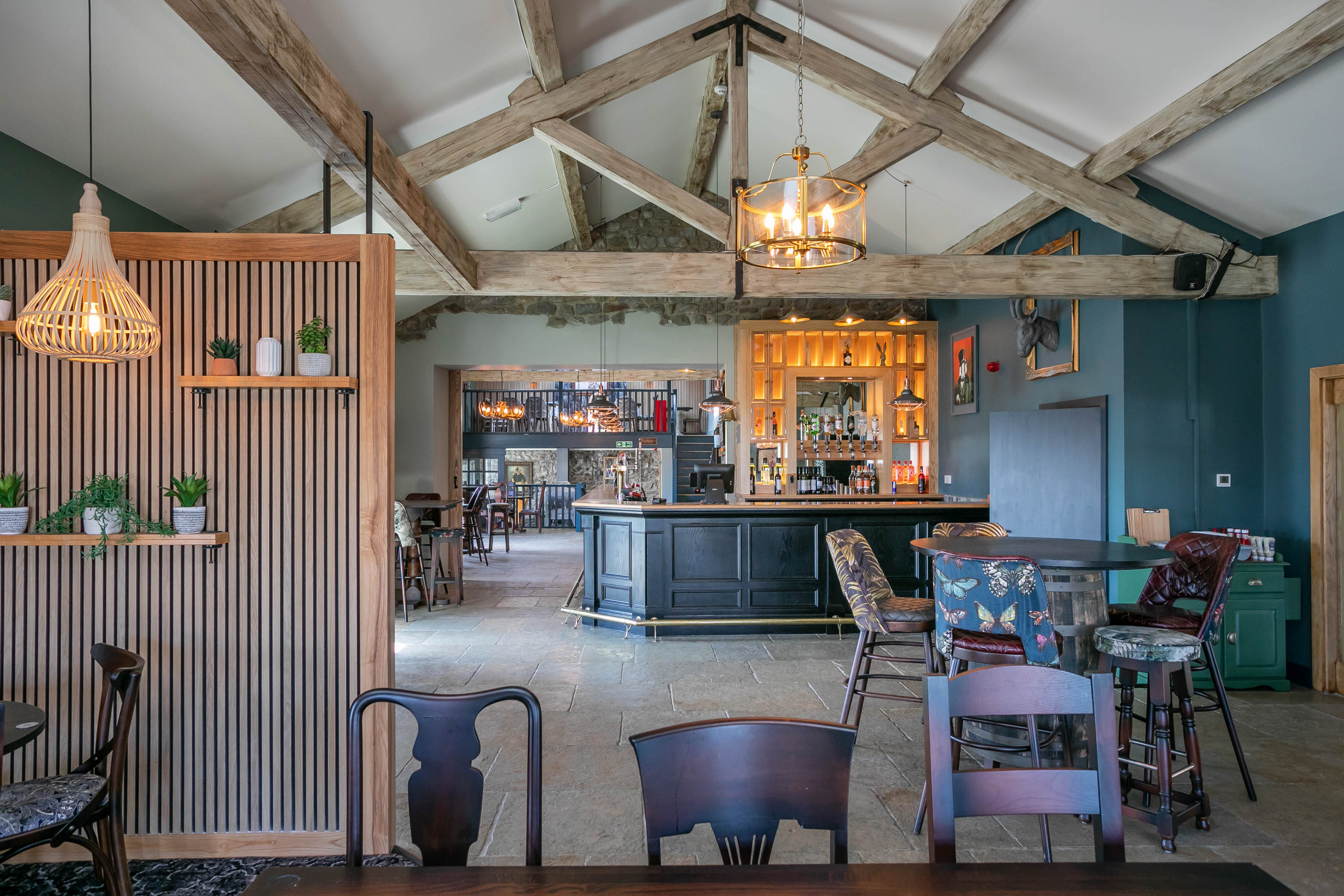 Restaurant & bar