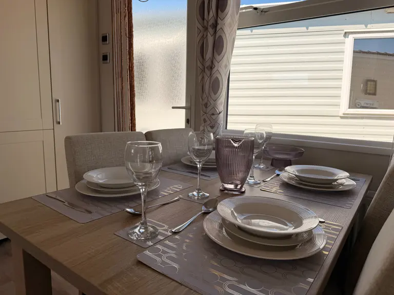 Willerby-Aspen-2017-CAR0058444-144753321.jpeg