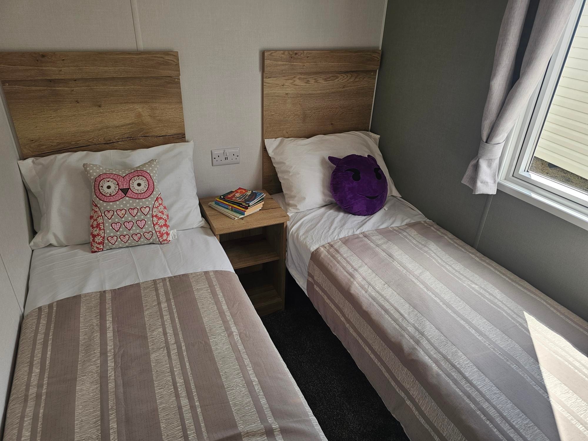 Photo of Willerby Midhurst 2024 (Static Caravan)