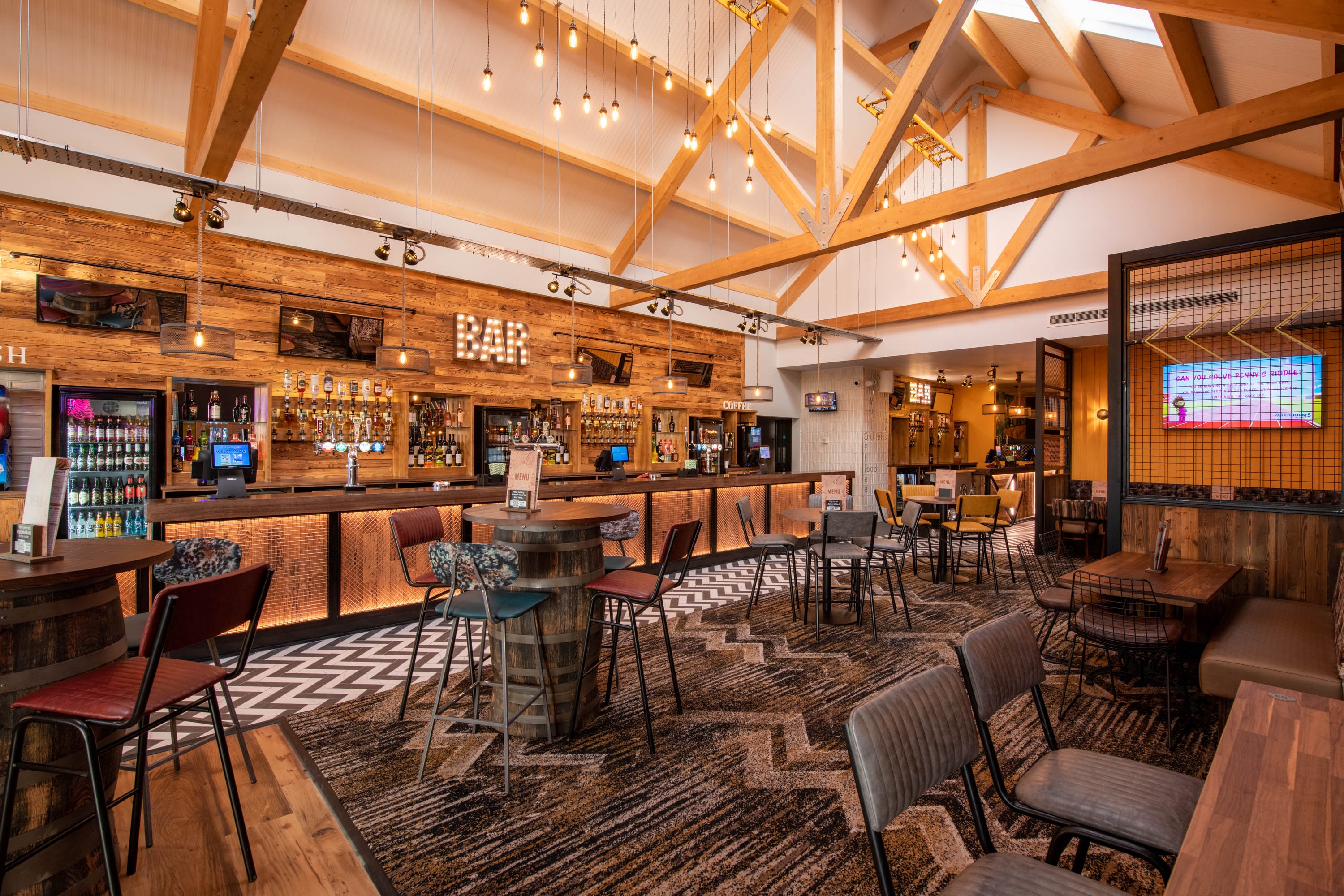 Restaurant & bar