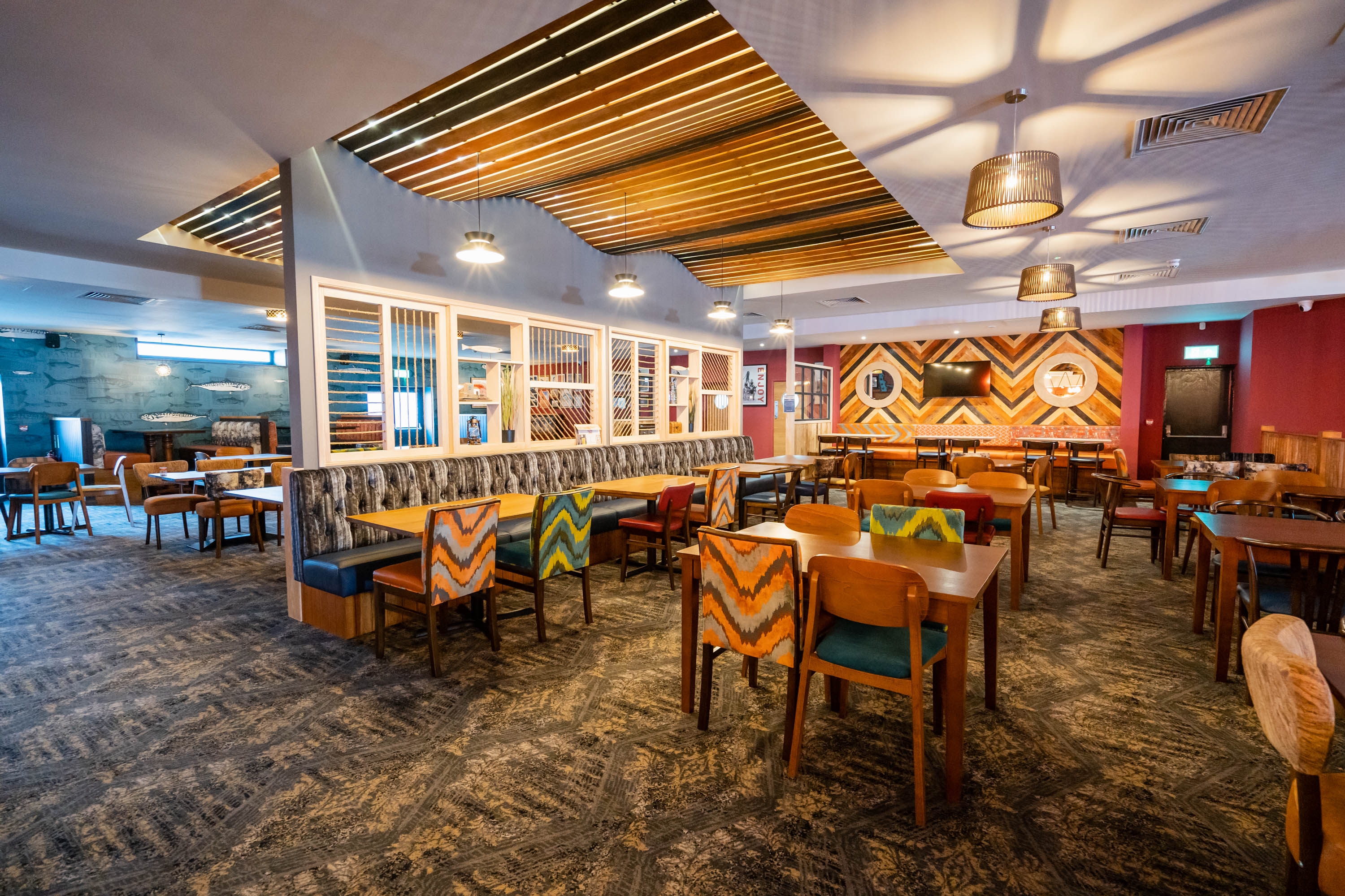 Restaurant & bar