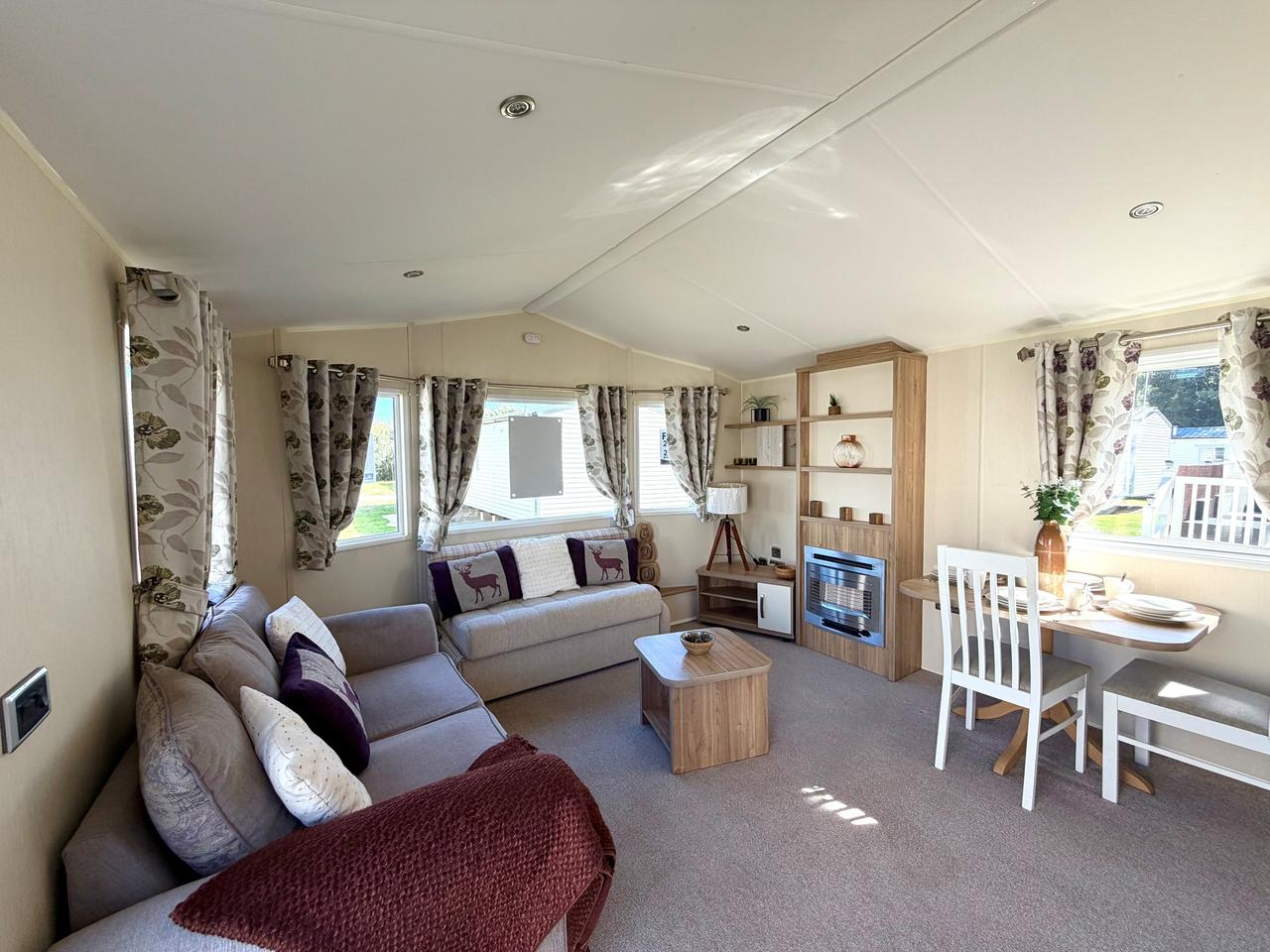 Willerby-Rio-Gold-Mobility-2016-VS425985-147270993.jpeg
