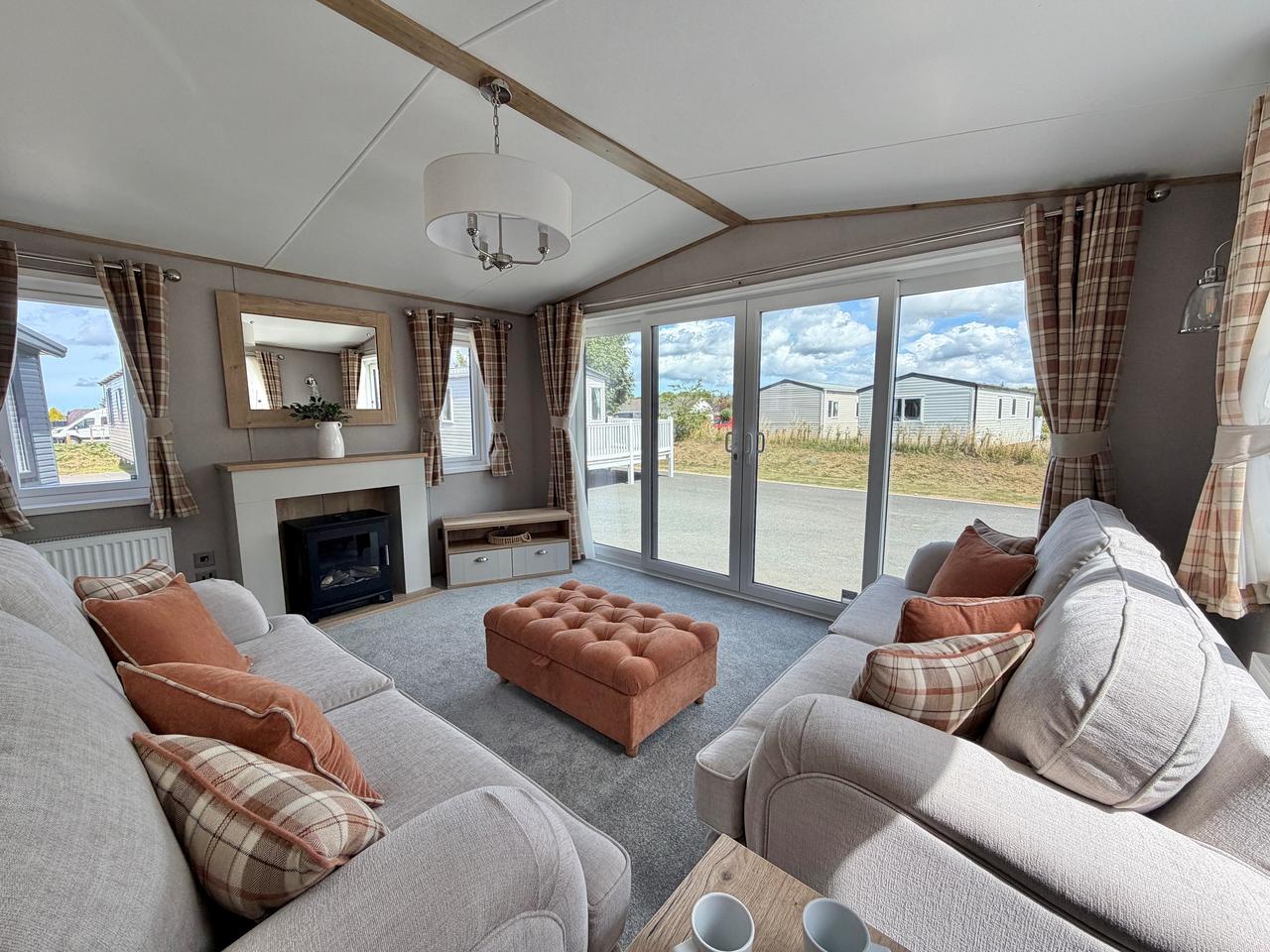 ABI-Ambleside-Premier-2026-CAR0065558-145030468.jpeg