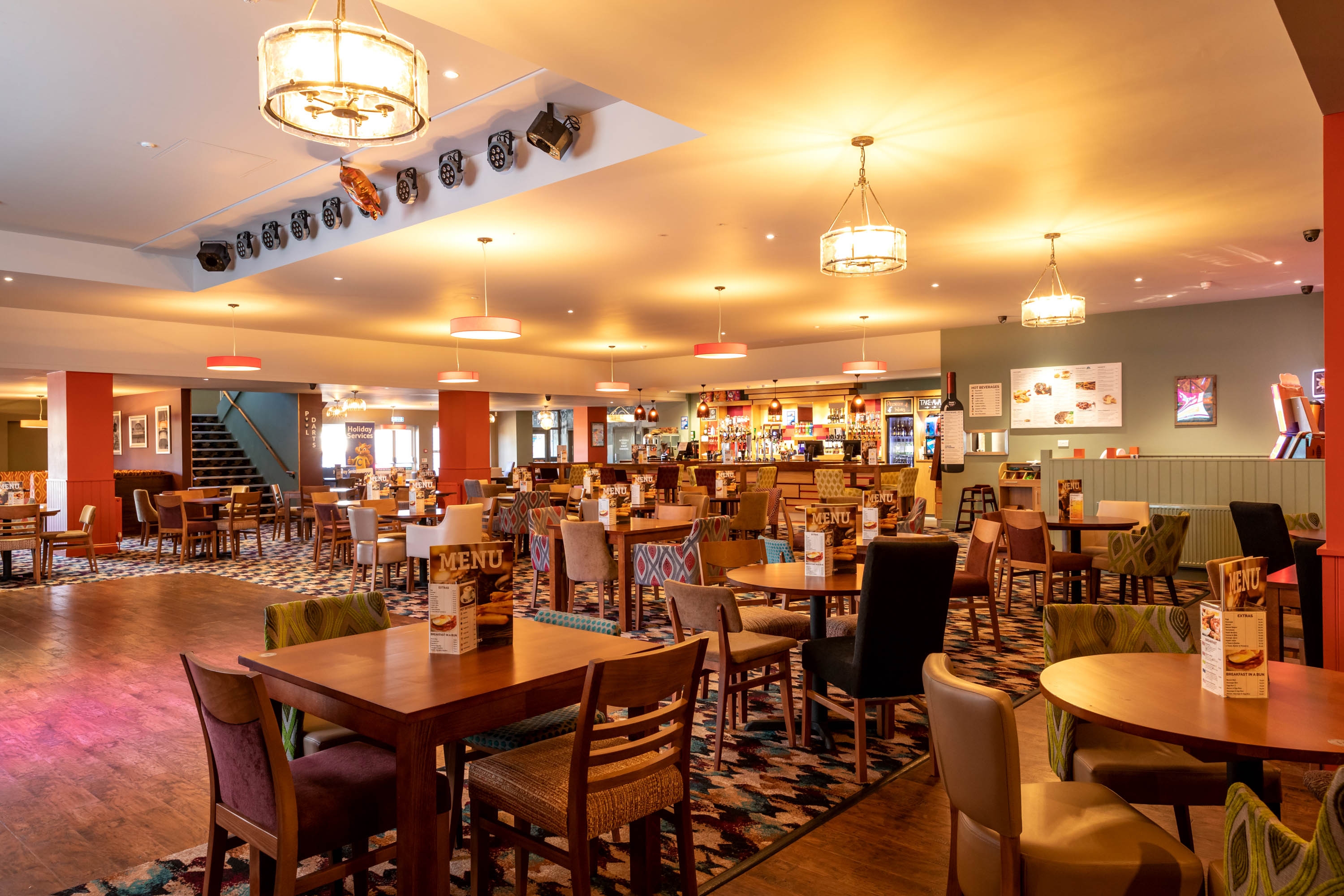 Restaurant & bar