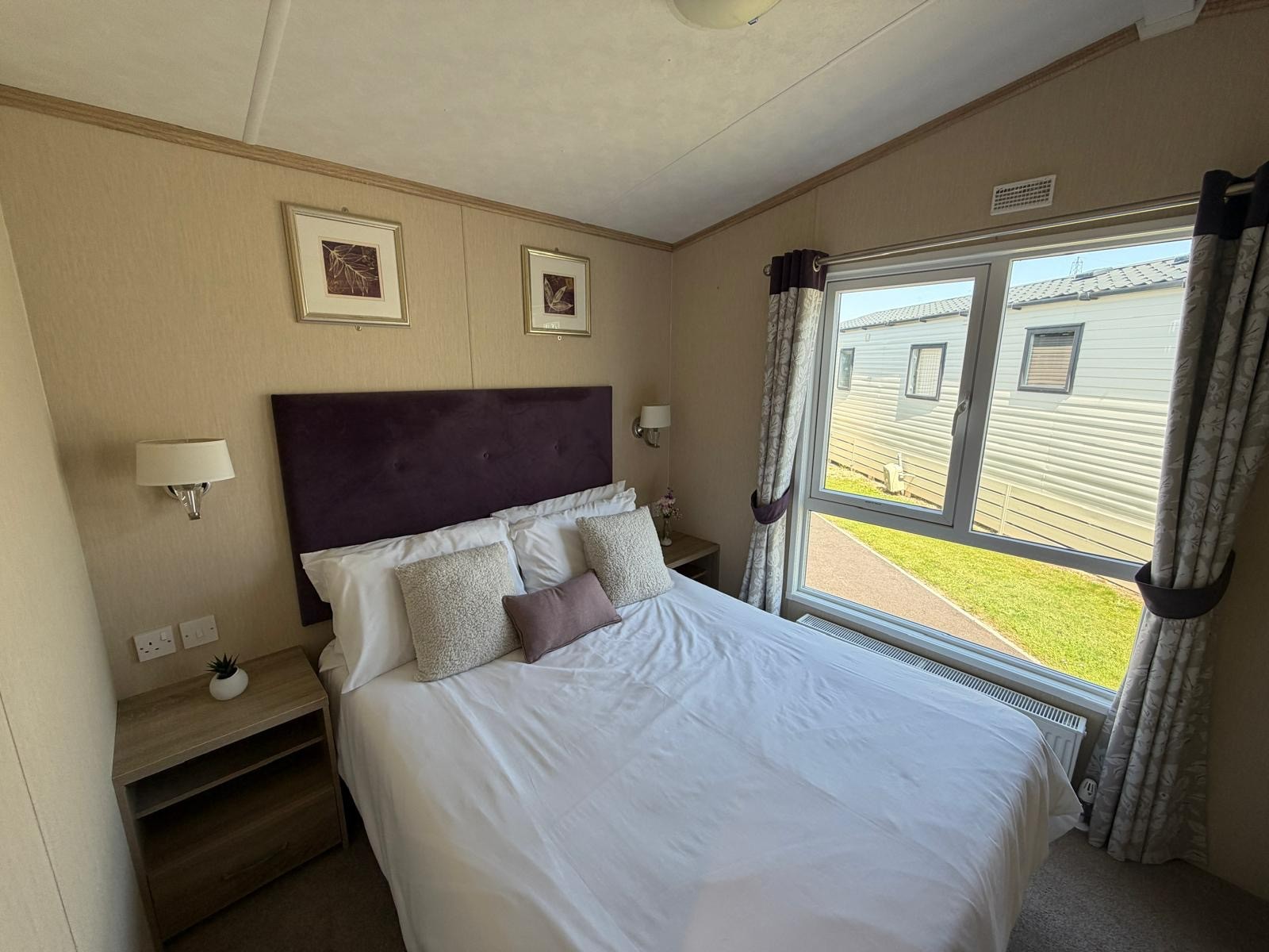 Photo of Pemberton Abingdon 2016 (Static Caravan)