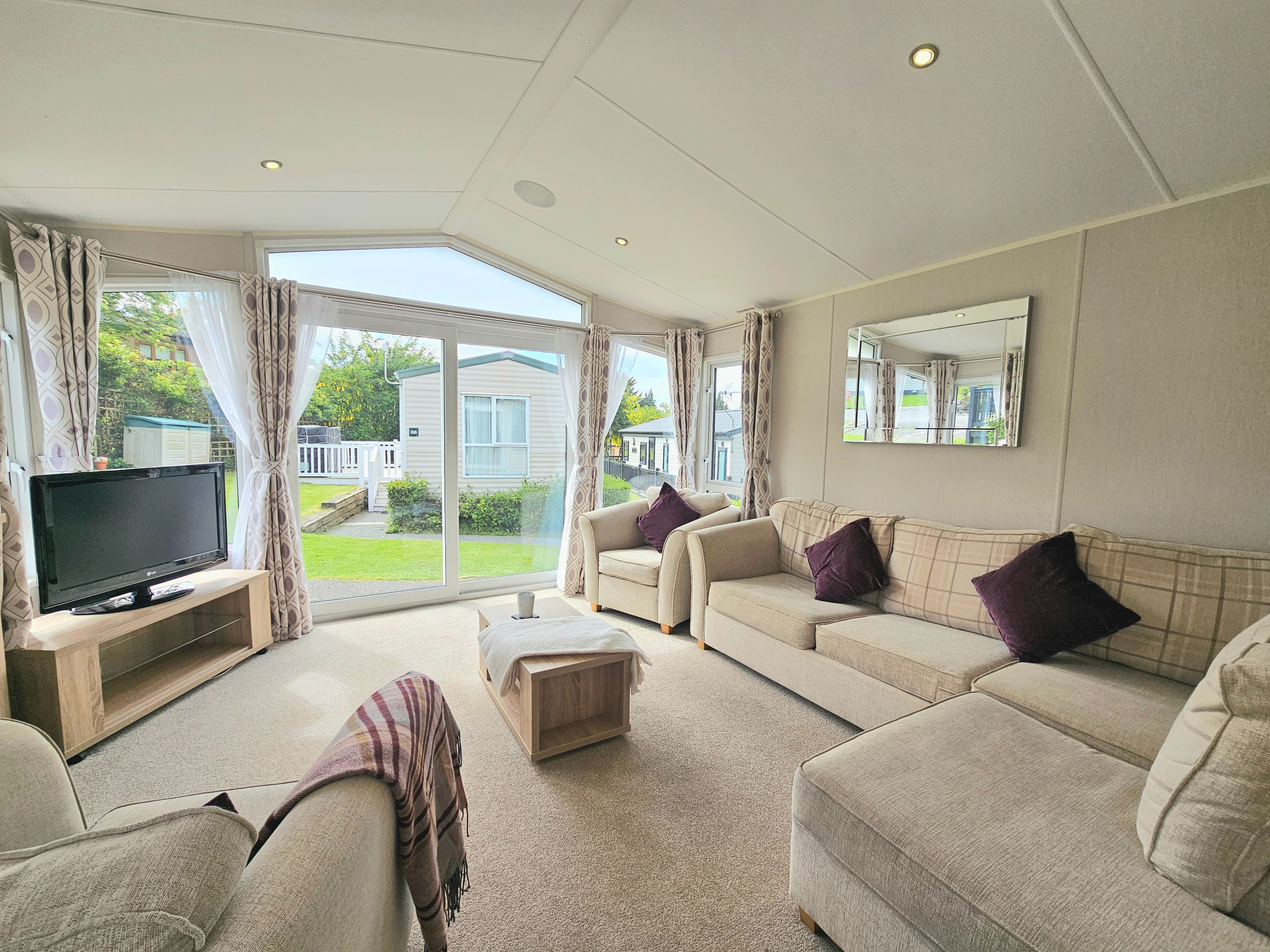 Photo of Willerby Aspen 2017 (Static Caravan)