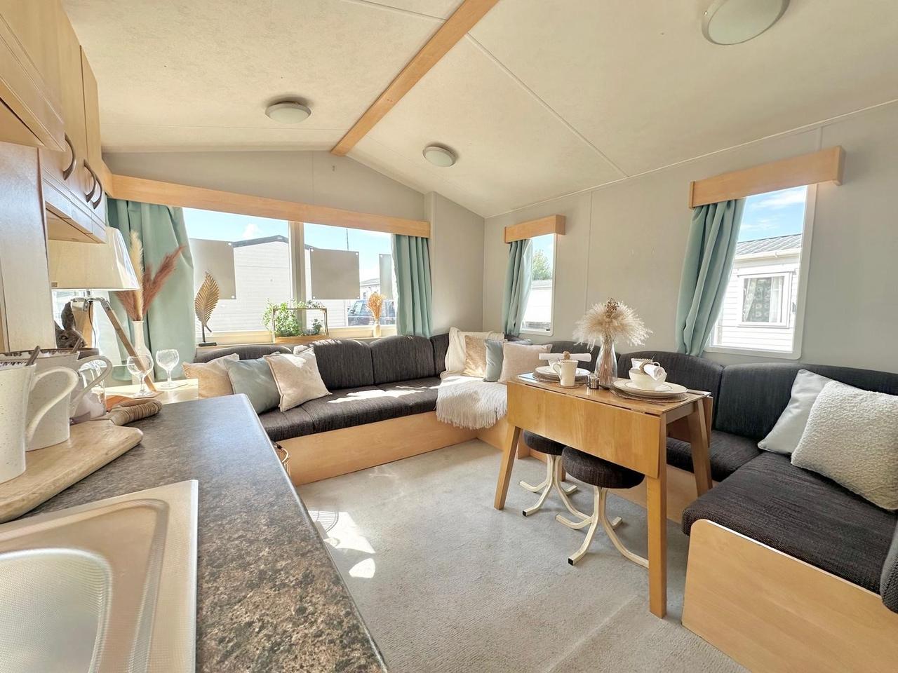 Willerby-Magnum-2010-CAR0025821--144942870.jpeg