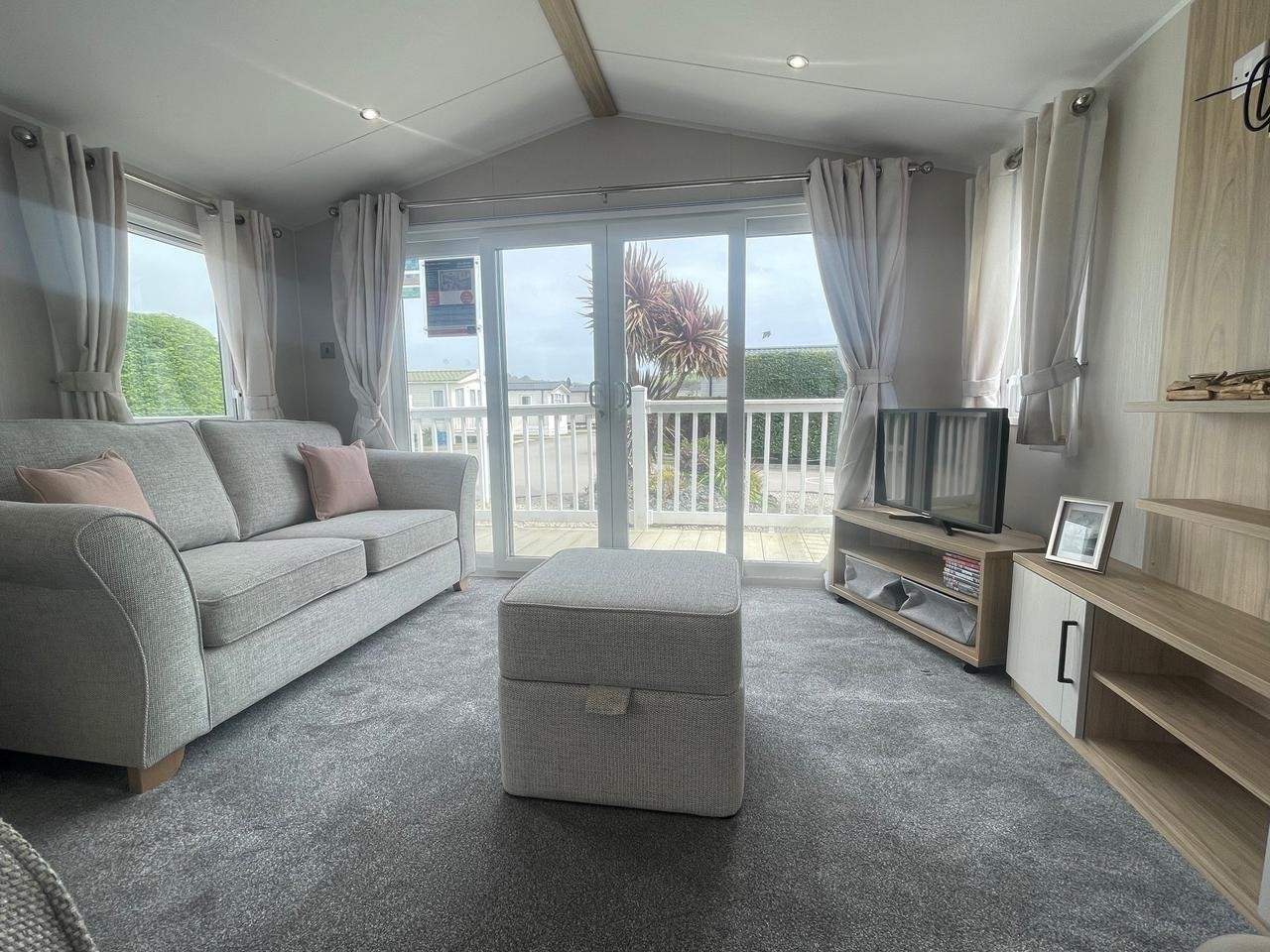 Photo of Willerby Lamberhurst 2025 (Static Caravan)
