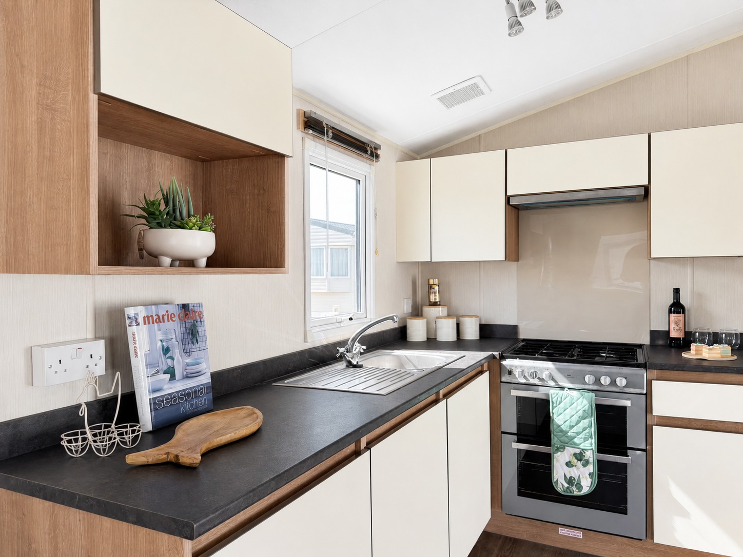 Photo of Willerby Etchingham 2018 (Static Caravan)