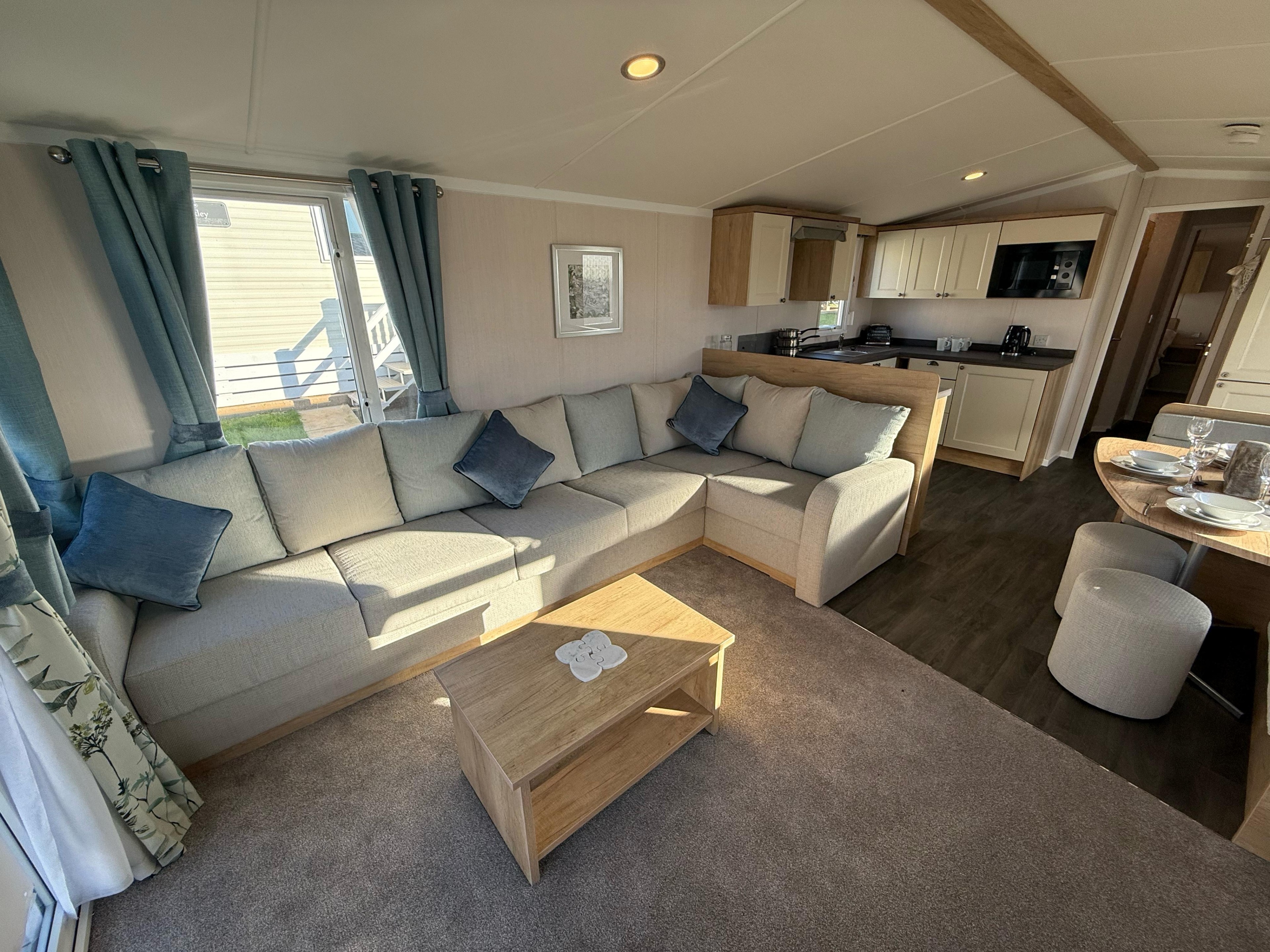 Photo of Swift Burgundy 2022 (Static Caravan)