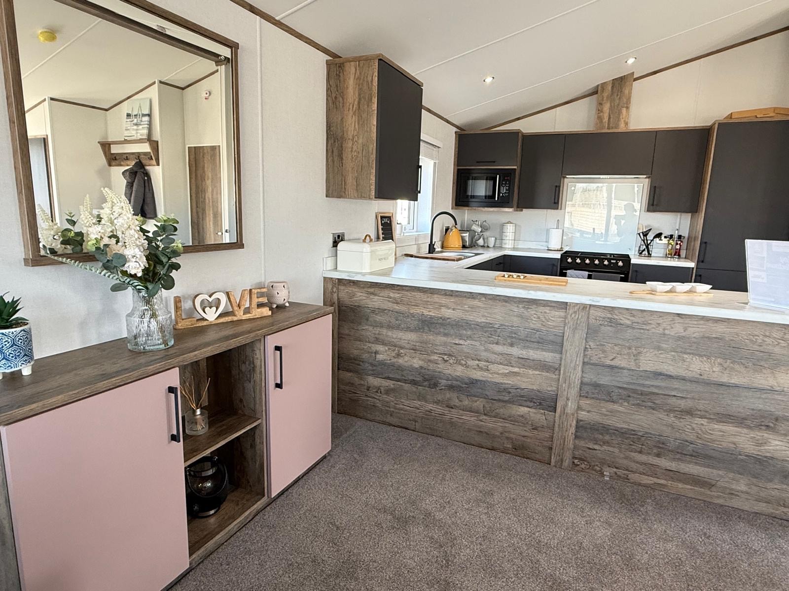 Photo of Willerby Horsham 2025 (Luxury Lodge)