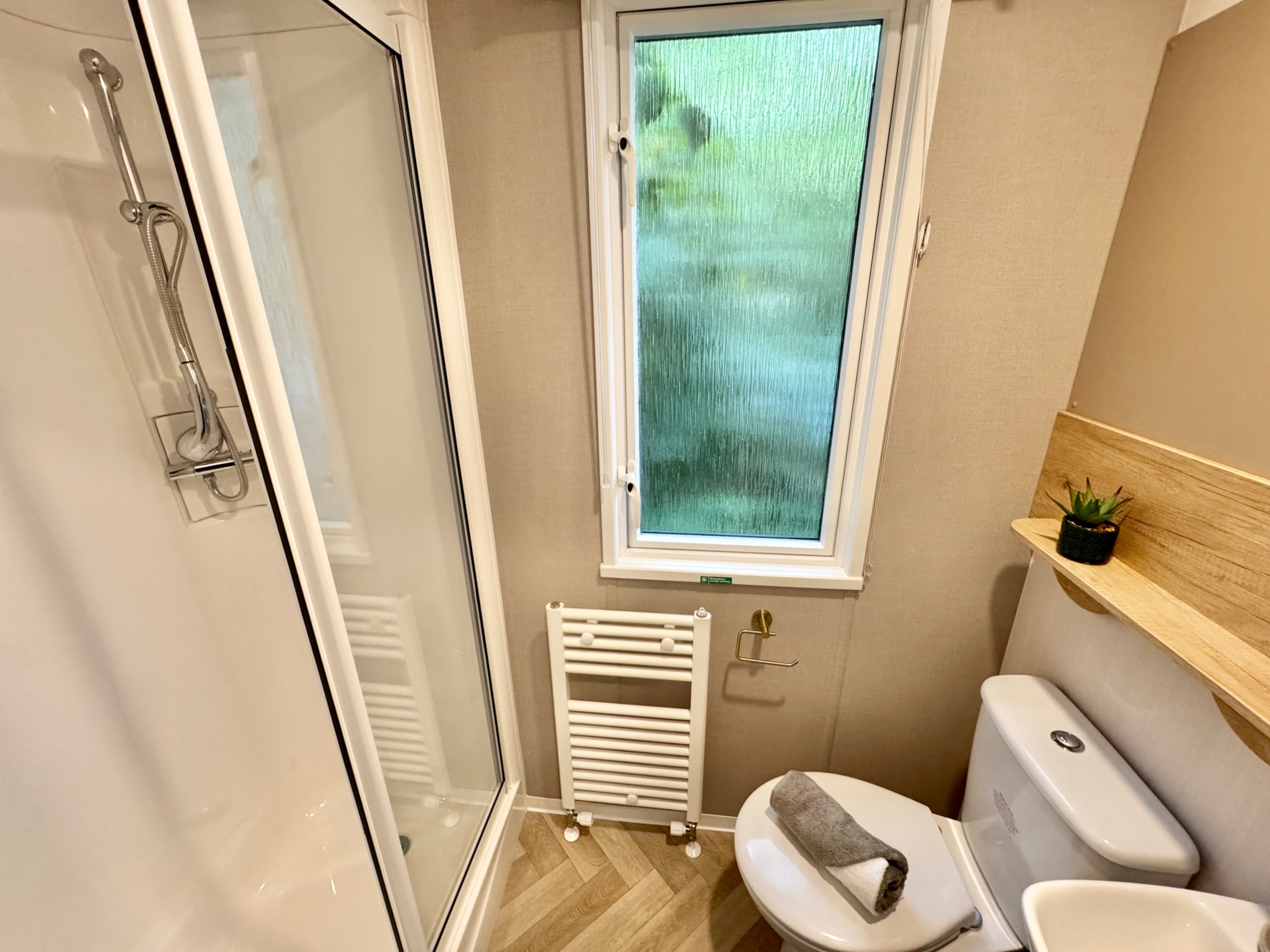 Photo of Swift Burgundy 2026 (Static Caravan)
