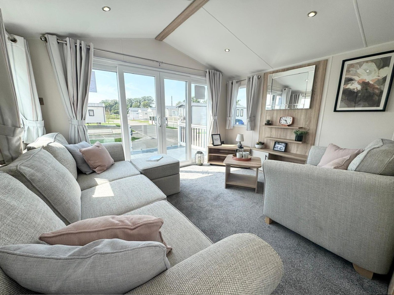 Photo of Willerby Lamberhurst 2025 (Static Caravan)