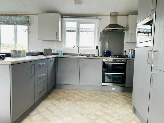 Photo of Atlas Violet 2022 (Lodge)