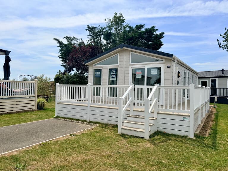 Delta-Cambridge-Lodge-2016-CAR0021741-141143421.jpeg