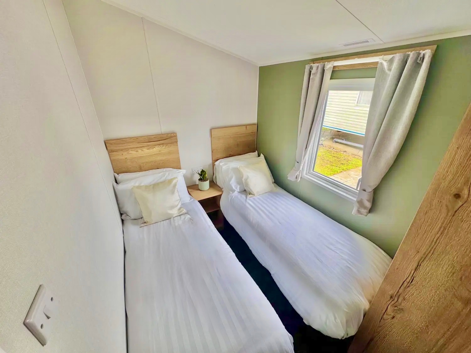 Photo of Willerby Midhurst 2024 (Static Caravan)