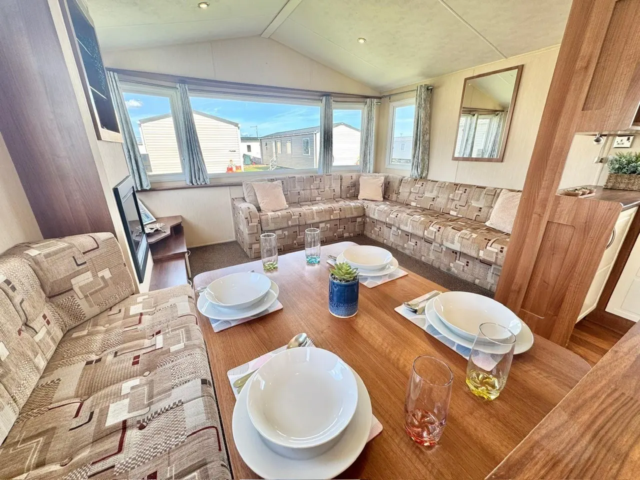 Willerby-Rio-Gold-2011-CAR0016956-147274641.jpeg