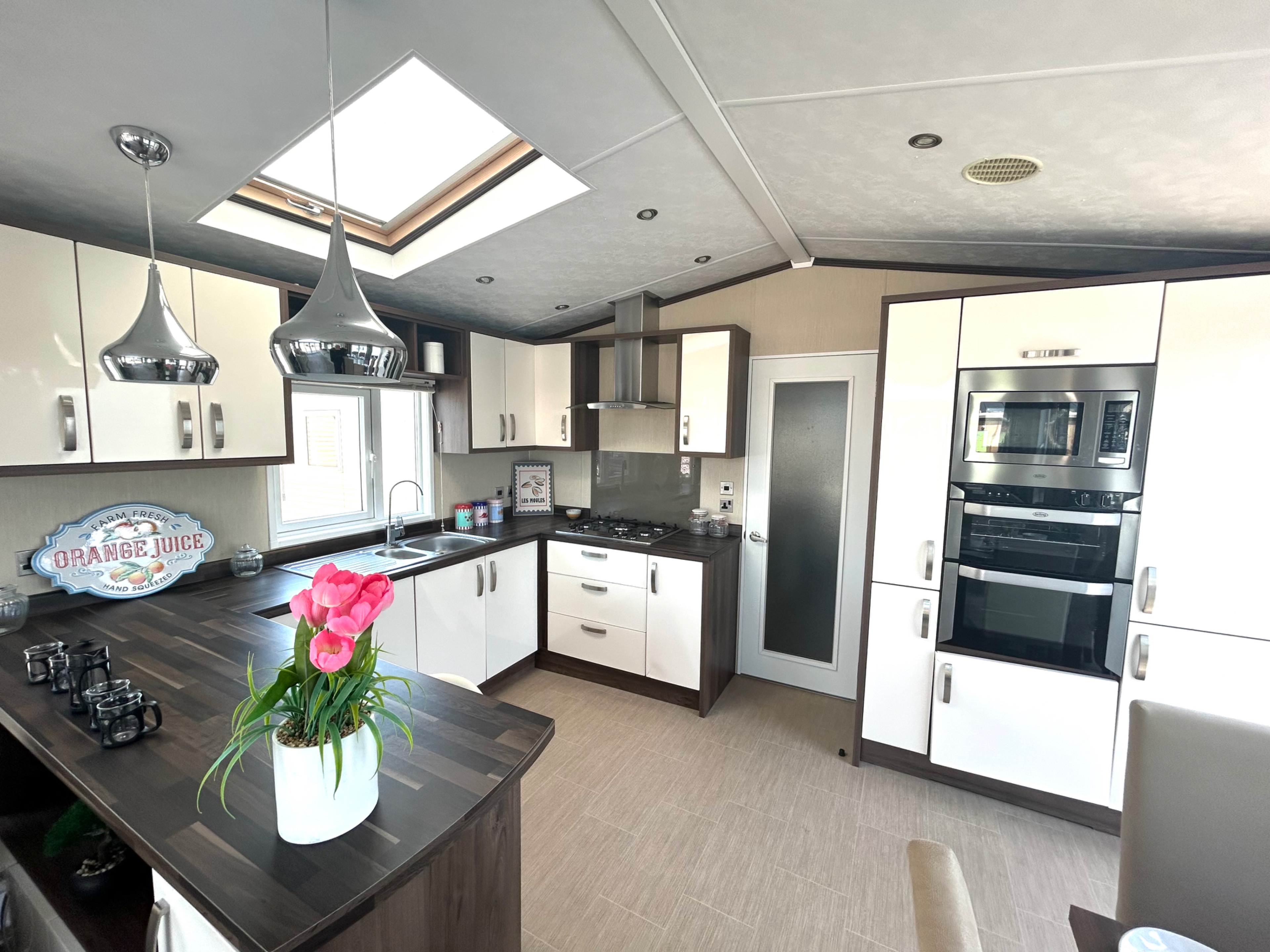 Photo of Pemberton Park Lane 2016 (Villa)