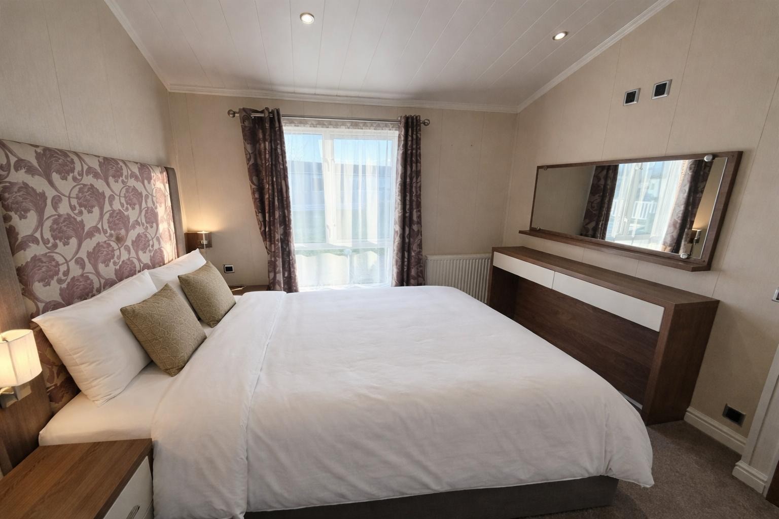 Photo of Willerby New Hampshire 2014 (Luxury Lodge)