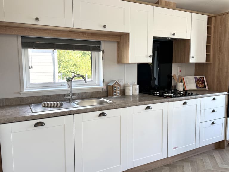 Willerby-Pinehurst-2027-CAR0065585-147274263.jpeg