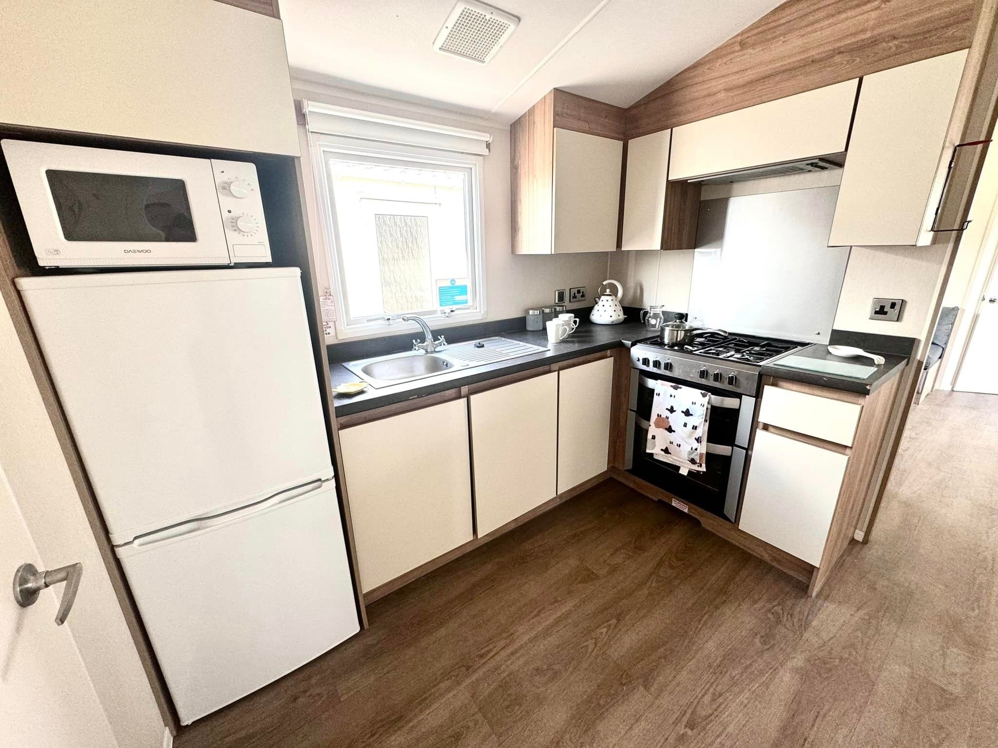 Photo of Willerby Lymington 2017 (Static Caravan)