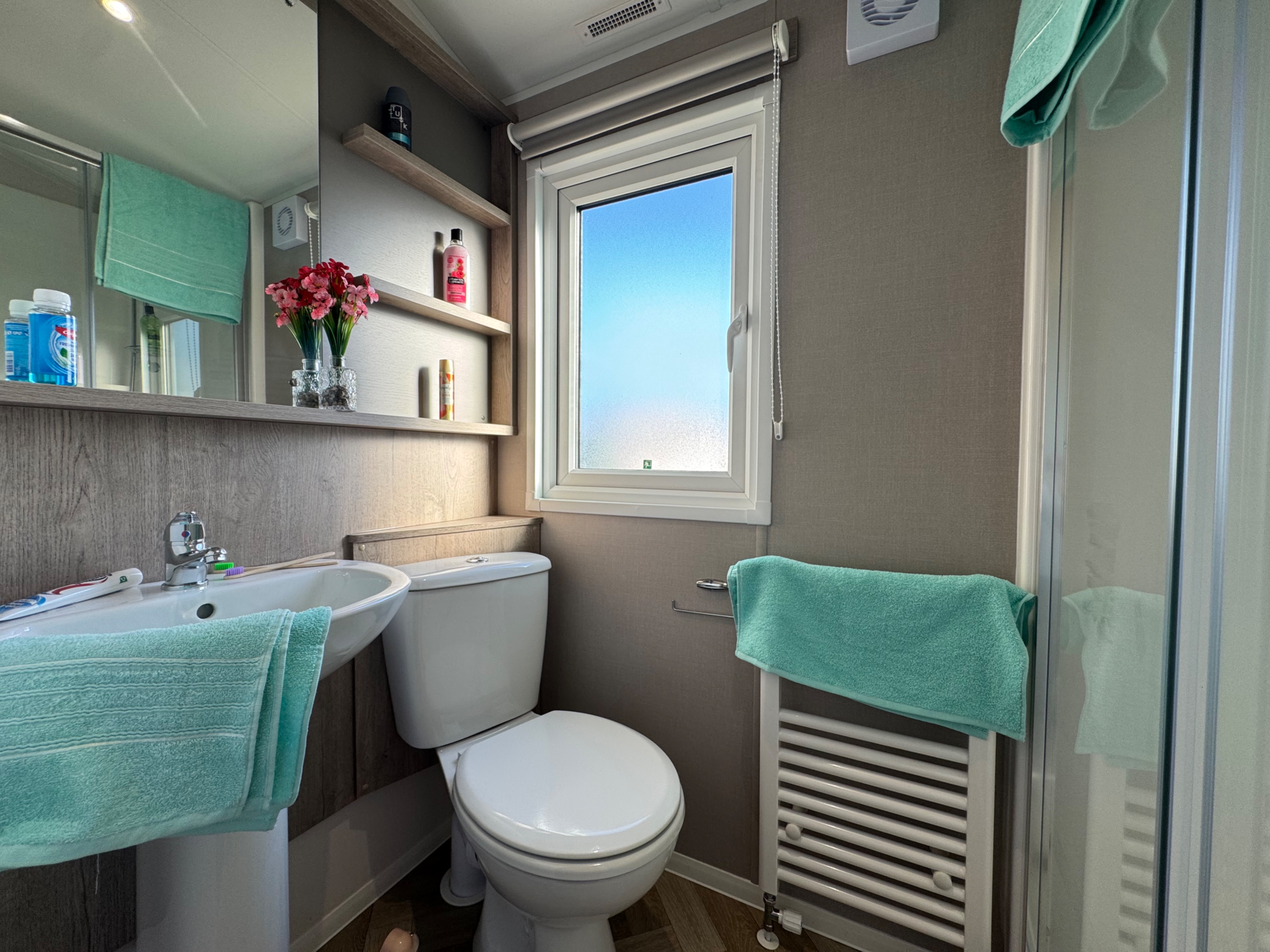 Photo of Willerby Windbreak 2027 (Static Caravan)