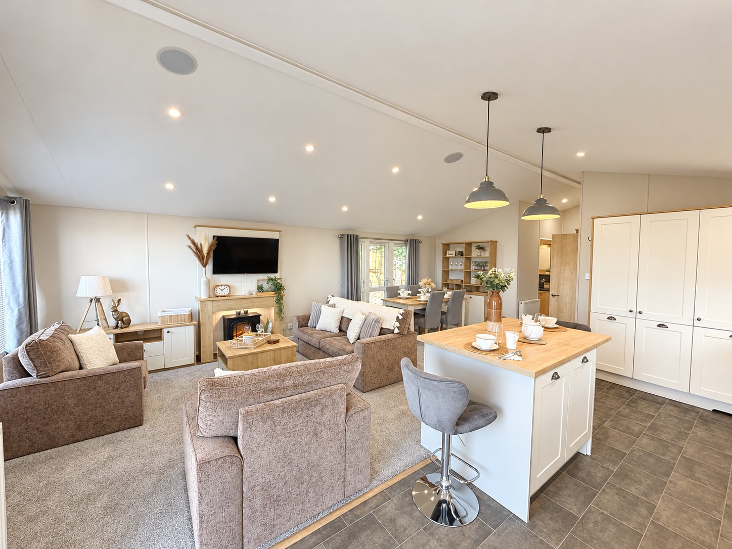 Willerby Cranbrook 2018 (Lodge) Accommodation in Lowestoft