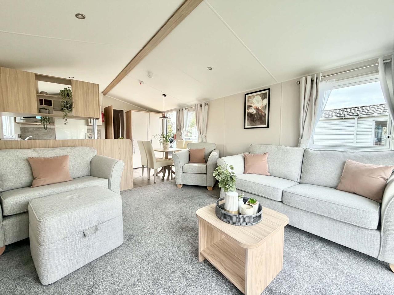 Willerby-Lamberhurst-2025-CAR0063307-150373937.jpeg
