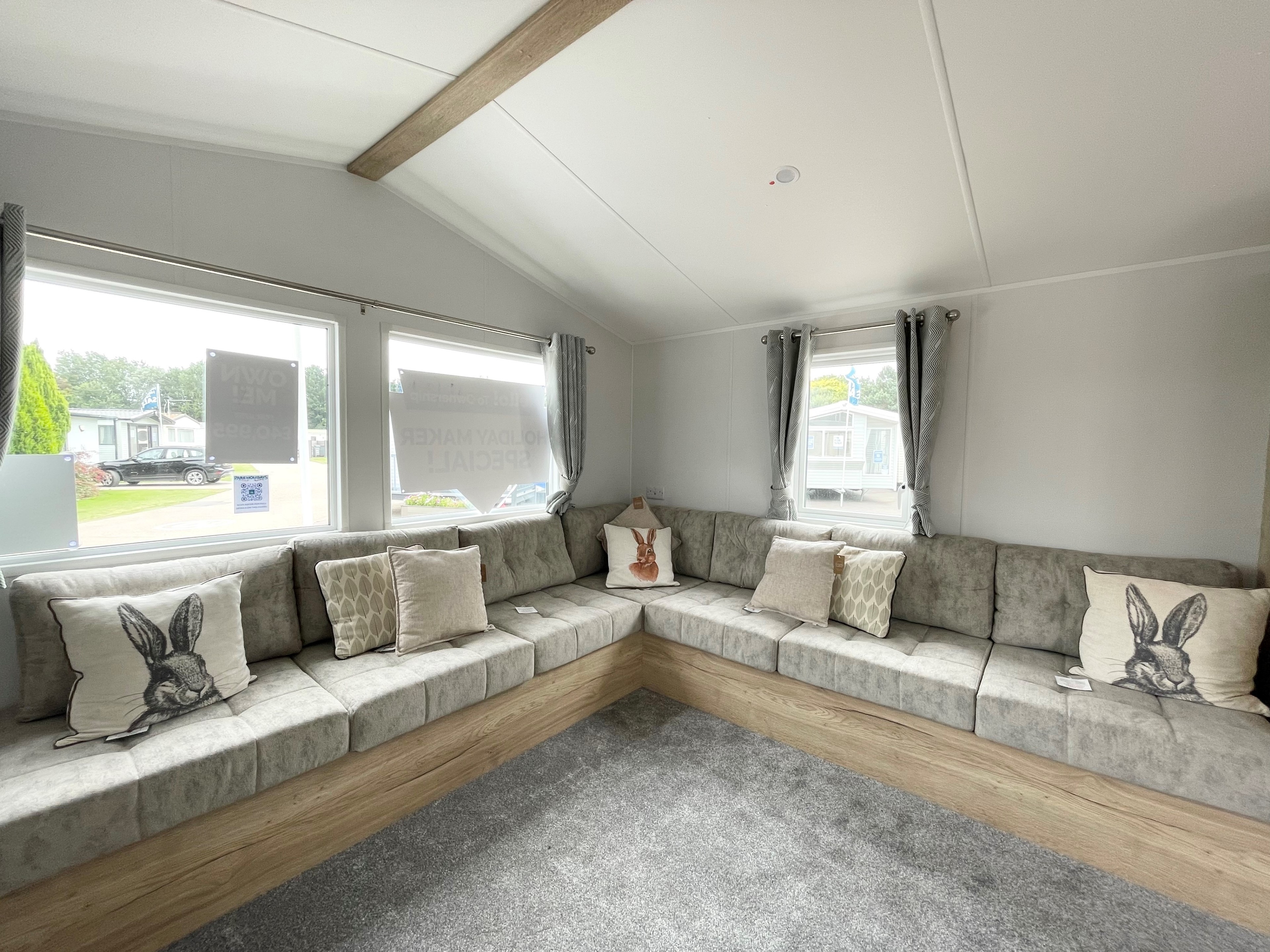 Photo of Willerby Midhurst 2024 (Static Caravan)