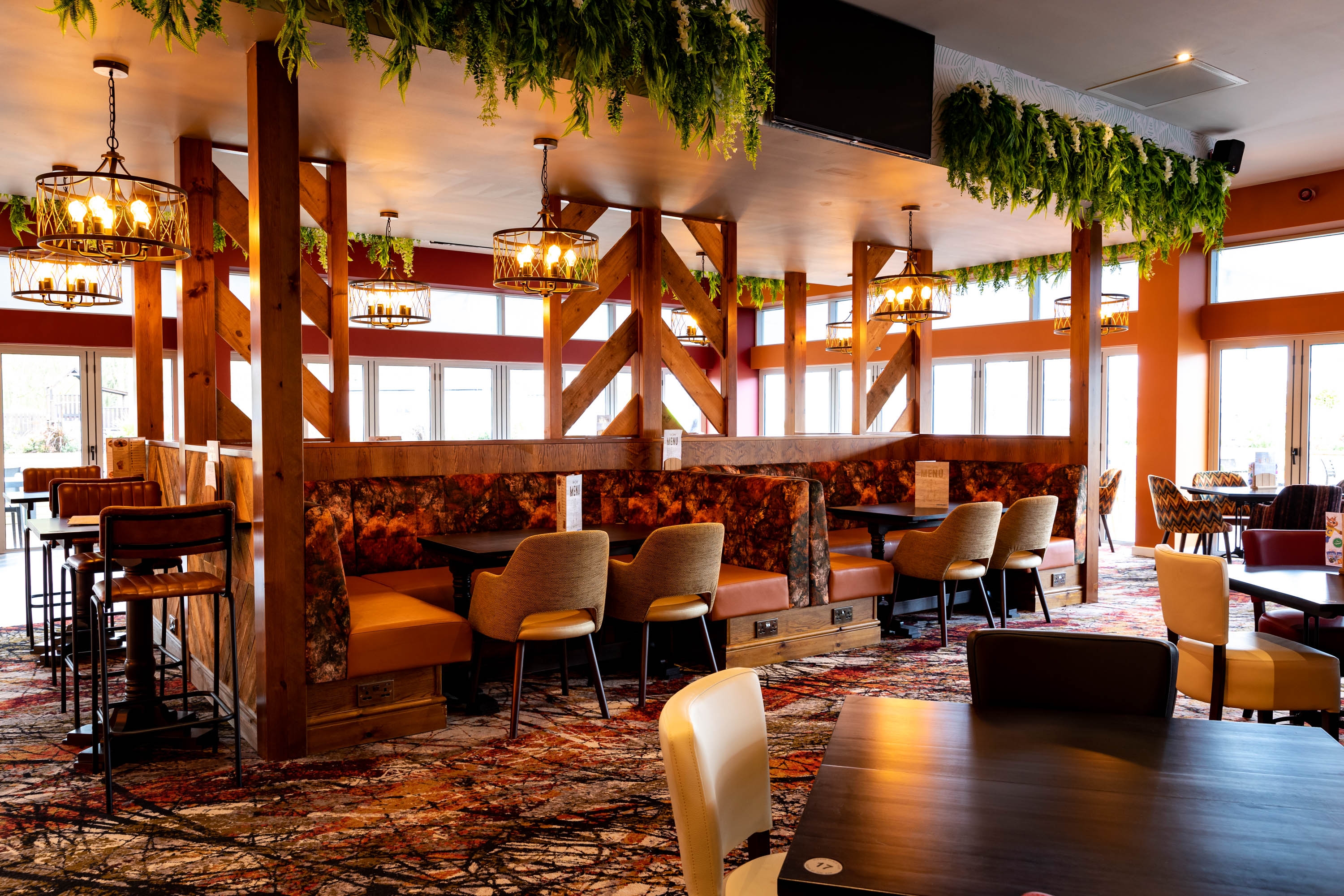 Restaurant & bar