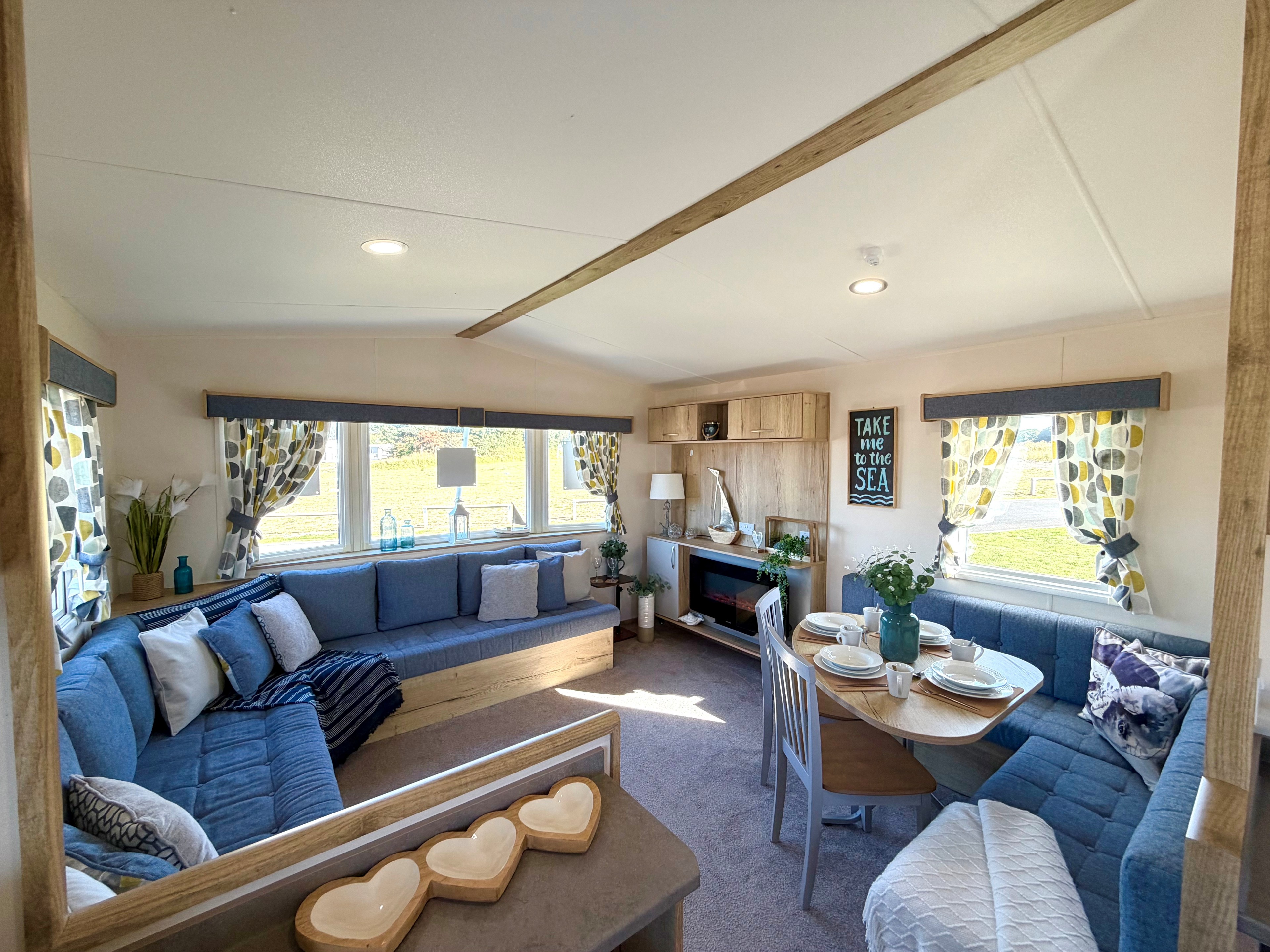 ABI Arizona 2021 (Static Caravan) Accommodation in Lowestoft