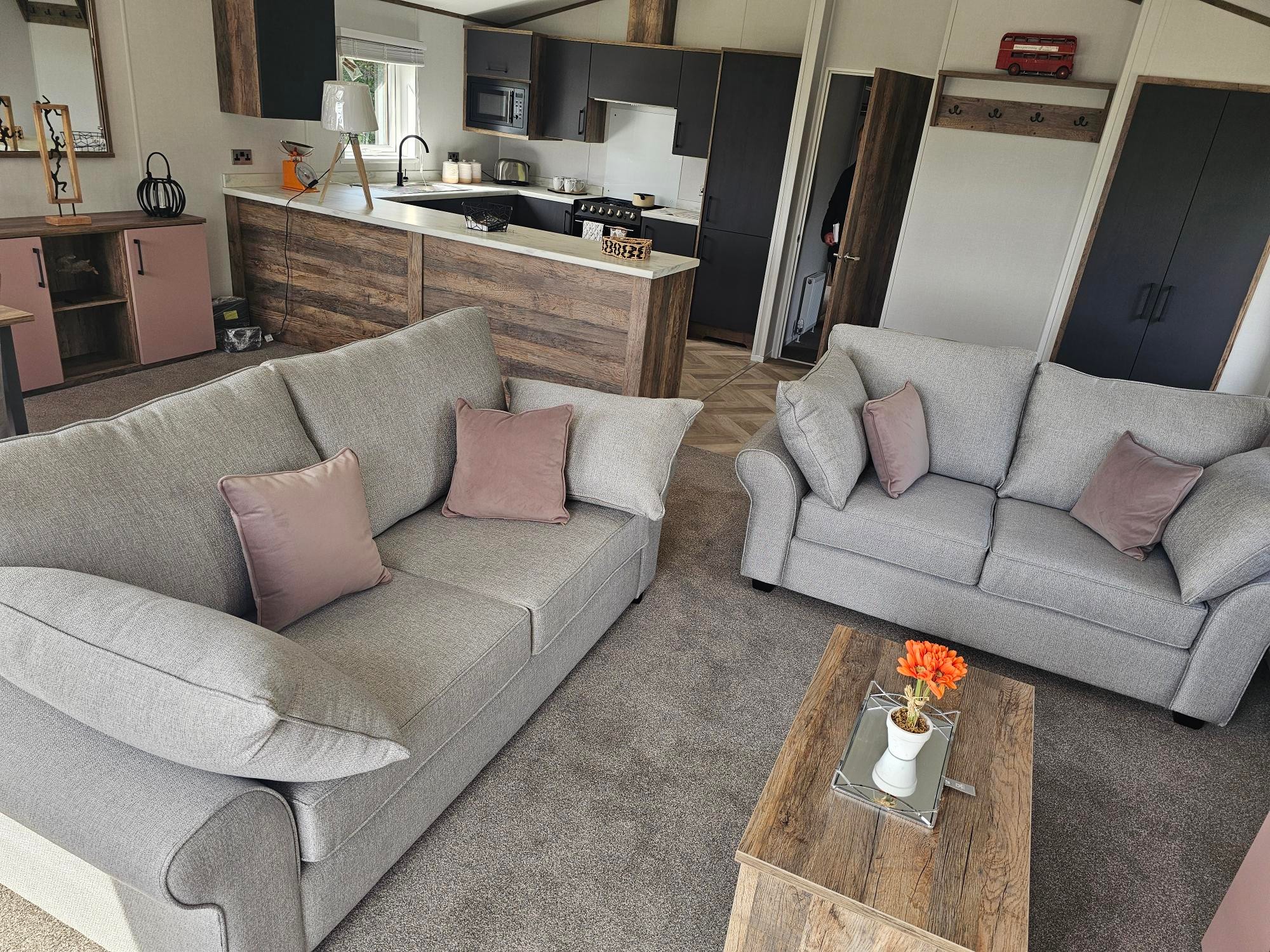 Photo of Willerby Horsham 2025 (Luxury Lodge)