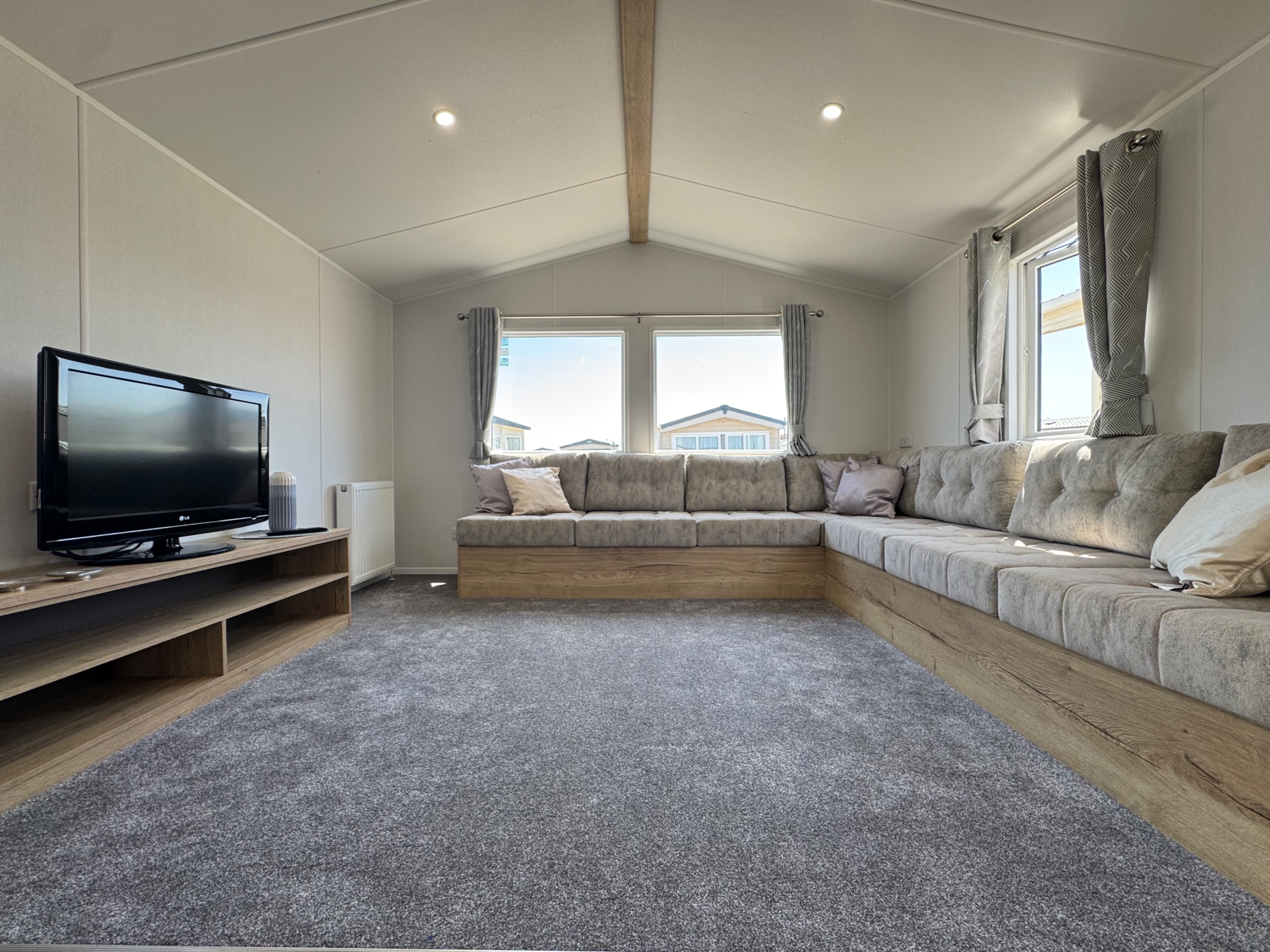 Photo of Willerby Midhurst 2025 (Static Caravan)