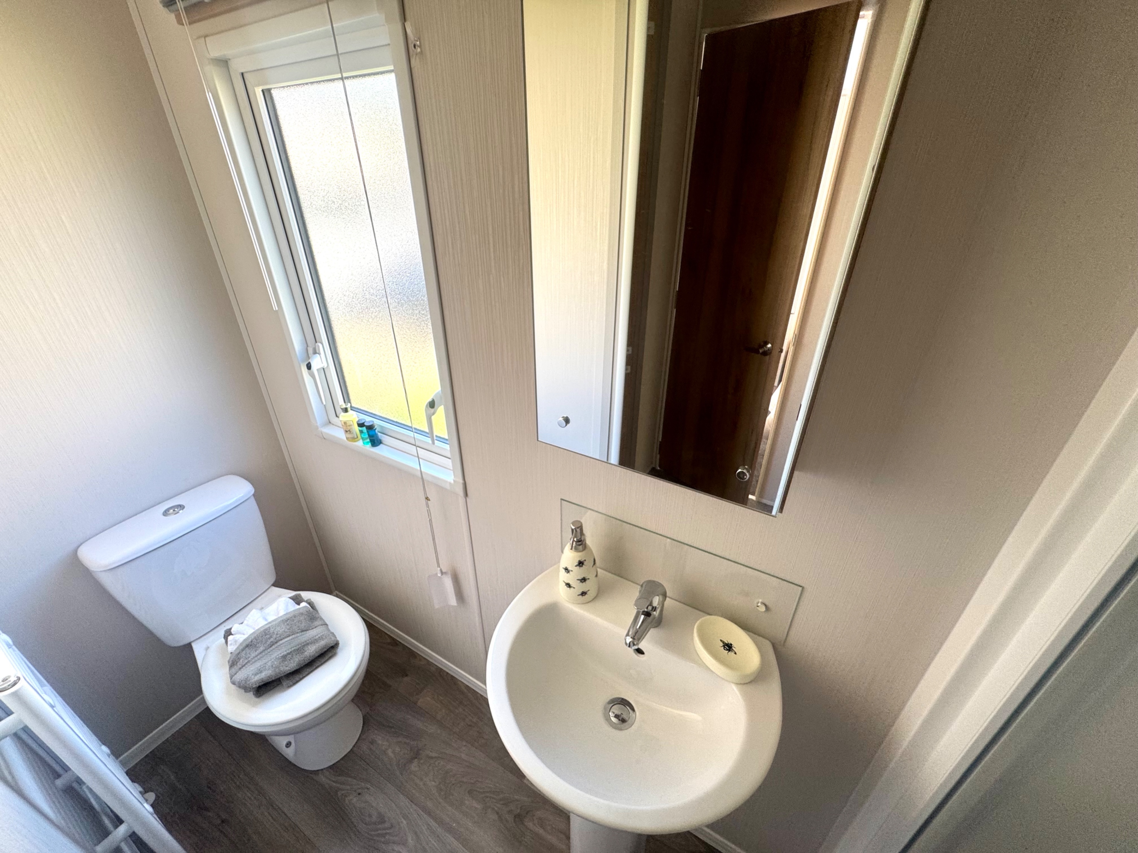 Photo of Willerby Lamberhurst 2024 (Static Caravan)