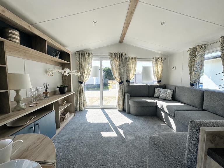 Willerby-Jevington-2027-CAR0065573-143567481.jpeg