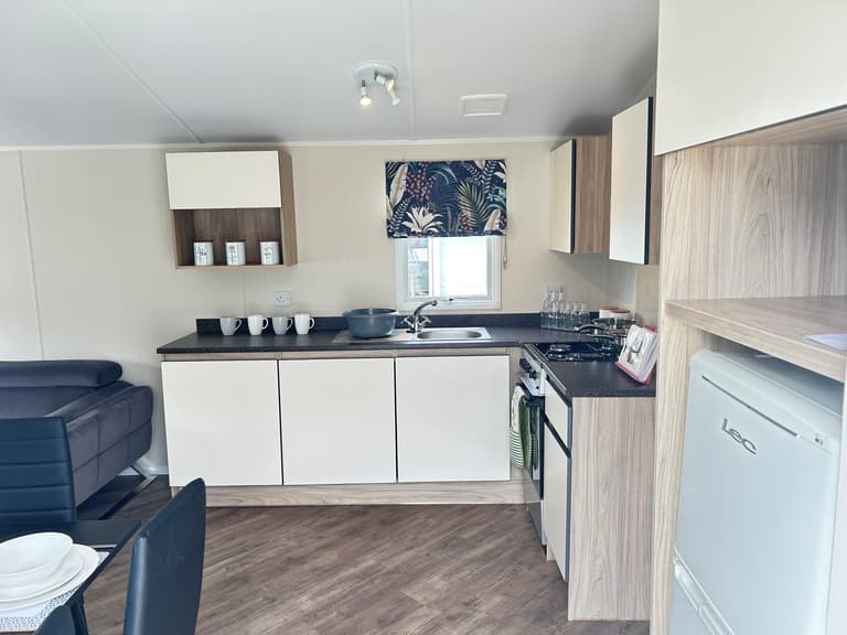 Willerby-Minster-2016-CAR0058226-140540486.jpeg