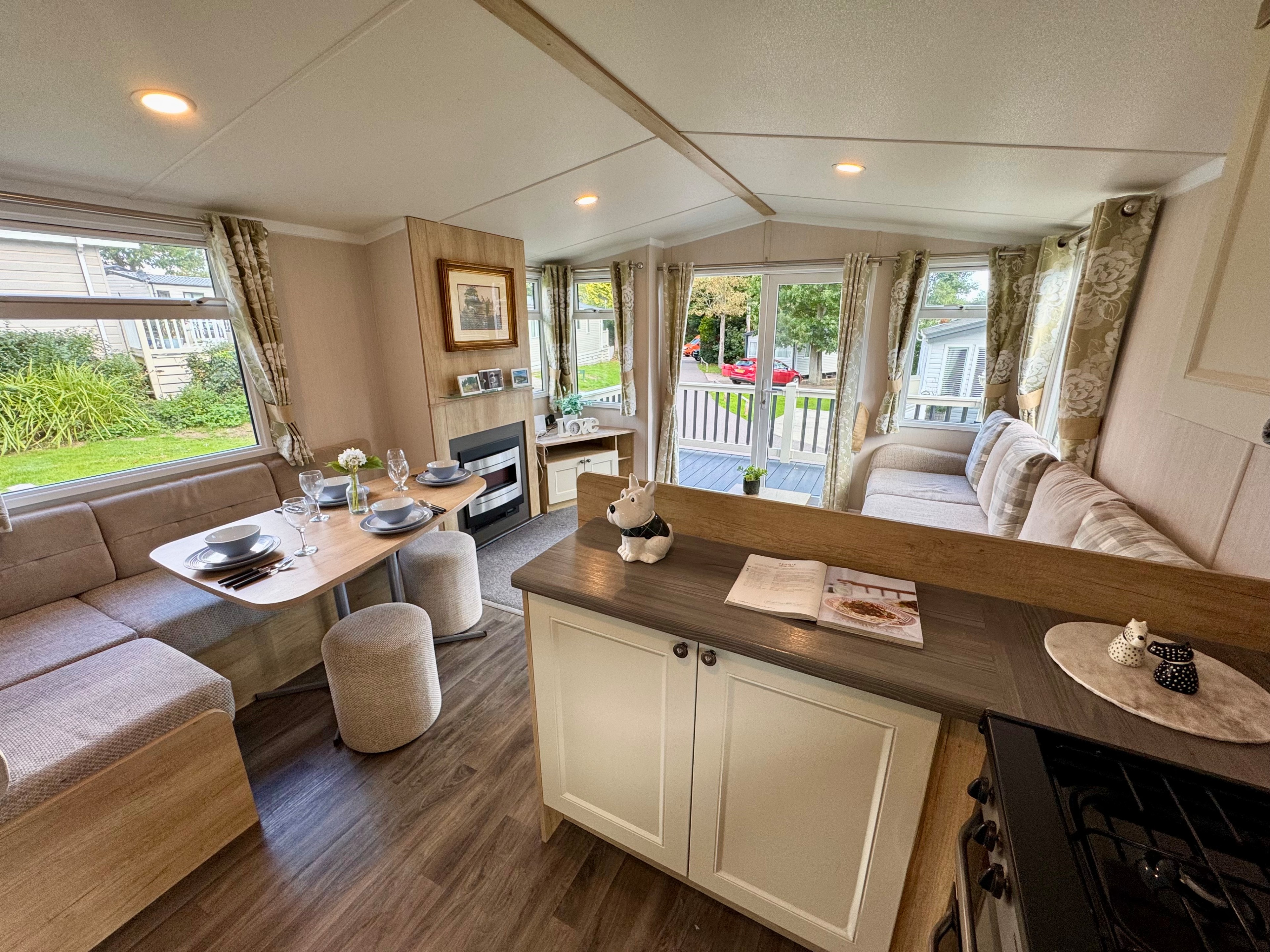 Photo of Swift Burgundy 2019 (Static Caravan)