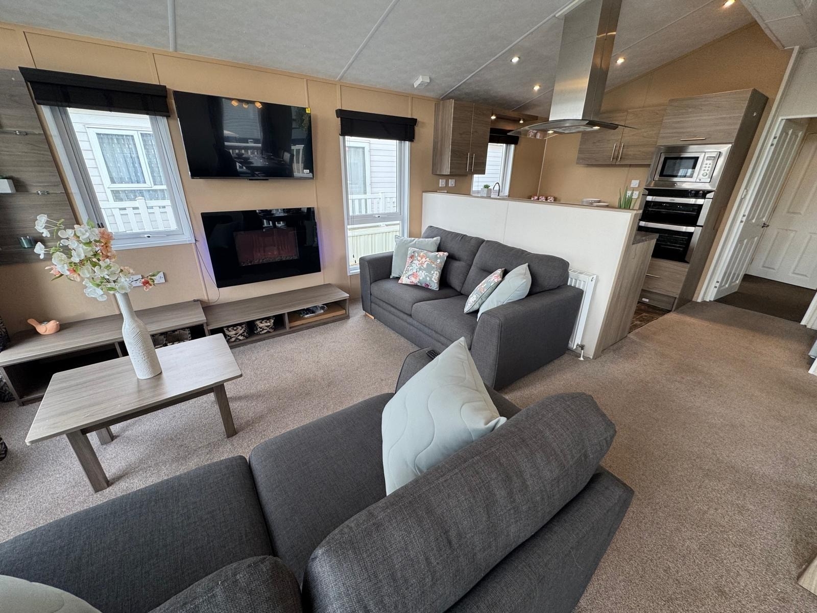 Photo of Delta Desire 2014 (Luxury Lodge)